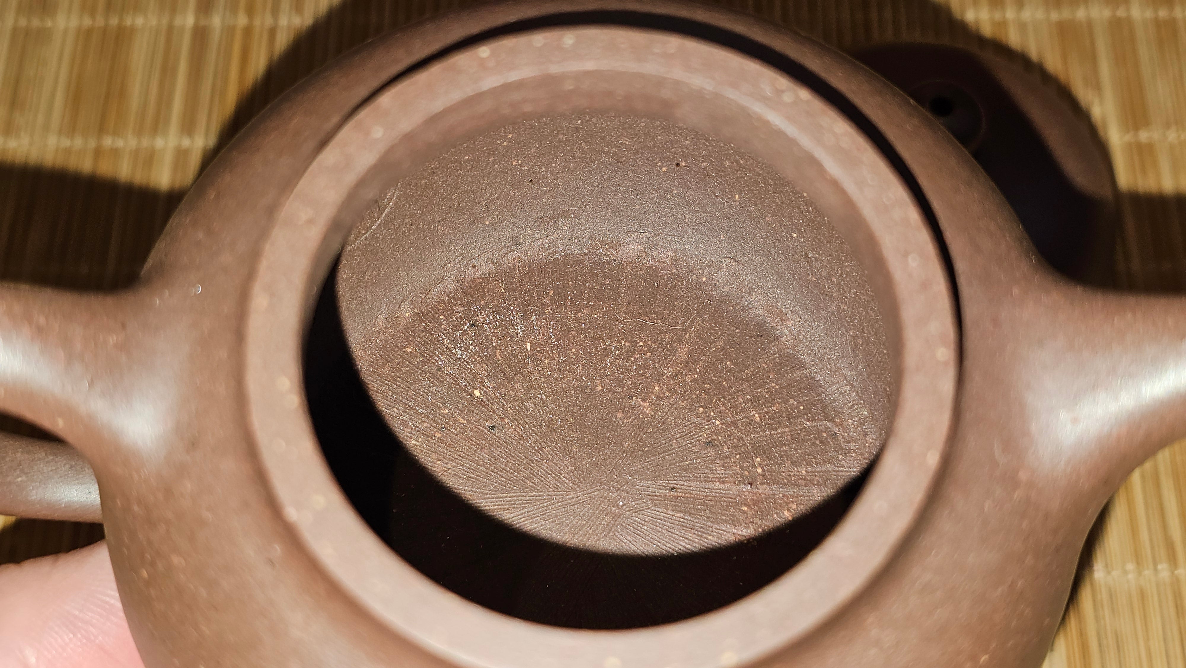 Gao Pan 高番, 136.1ml (very well-weighted bottom, stable!), Zi Ni (Low Sieve Count) 紫泥(低目数), by our Craftsman Fan Xiao Zhi 范小智 ~!Congratulations to!Ms N.S., 1608hrs 24th Sept 2025, Los Angeles, CA!