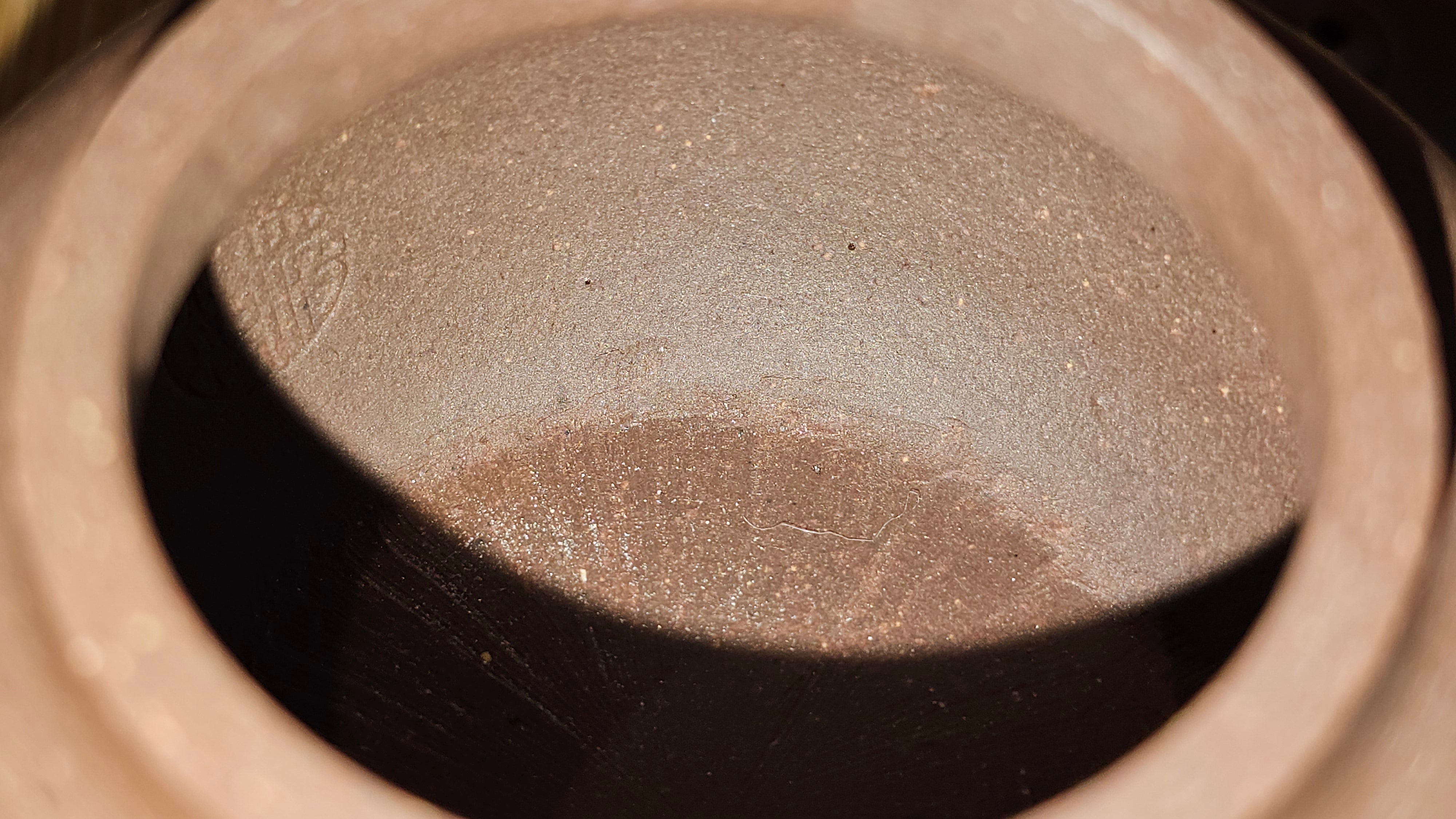 Gao Pan 高番, 136.1ml (very well-weighted bottom, stable!), Zi Ni (Low Sieve Count) 紫泥(低目数), by our Craftsman Fan Xiao Zhi 范小智 ~!Congratulations to!Ms N.S., 1608hrs 24th Sept 2025, Los Angeles, CA!