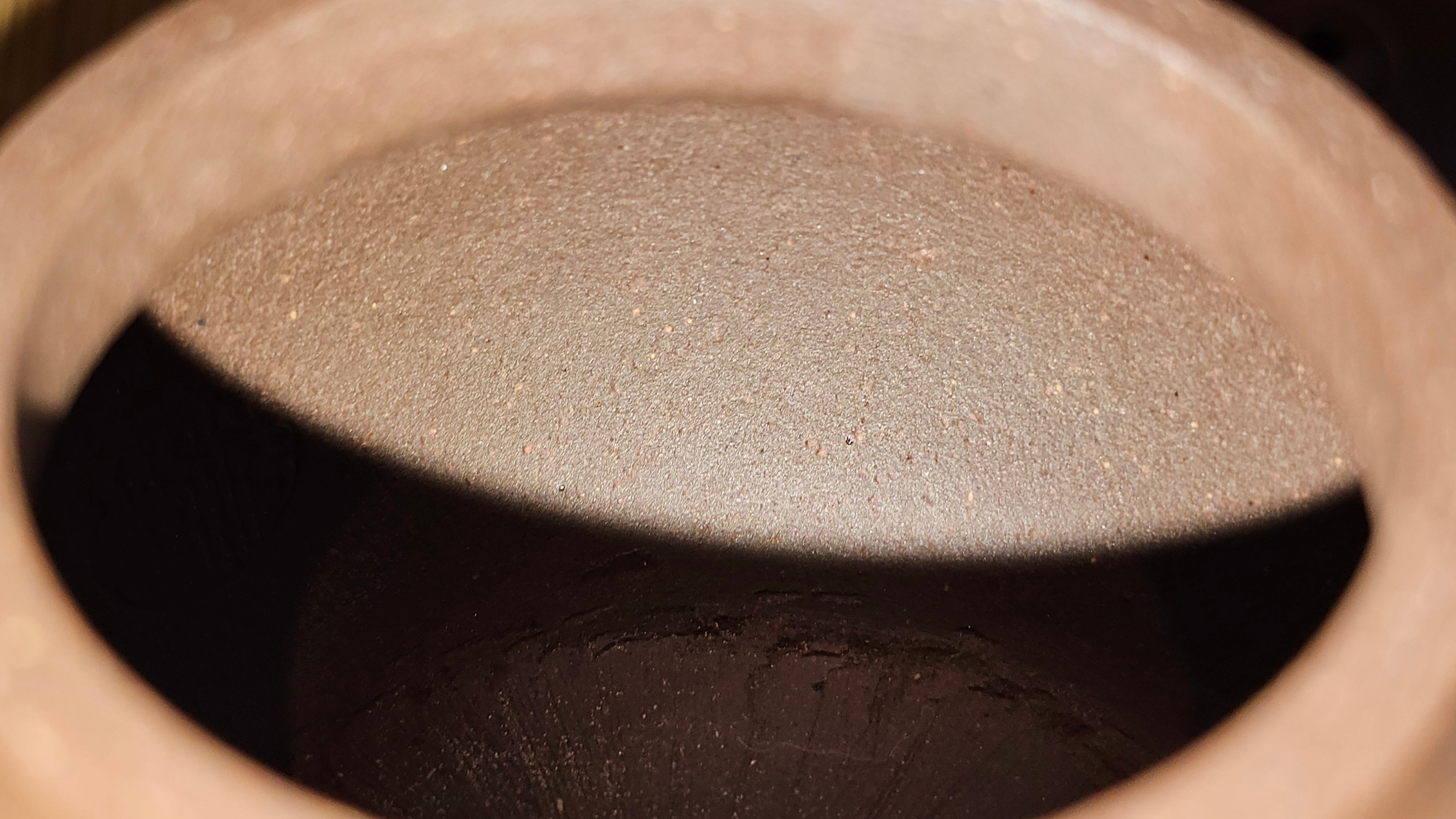 Gao Pan 高番, 136.1ml (very well-weighted bottom, stable!), Zi Ni (Low Sieve Count) 紫泥(低目数), by our Craftsman Fan Xiao Zhi 范小智 ~!Congratulations to!Ms N.S., 1608hrs 24th Sept 2025, Los Angeles, CA!