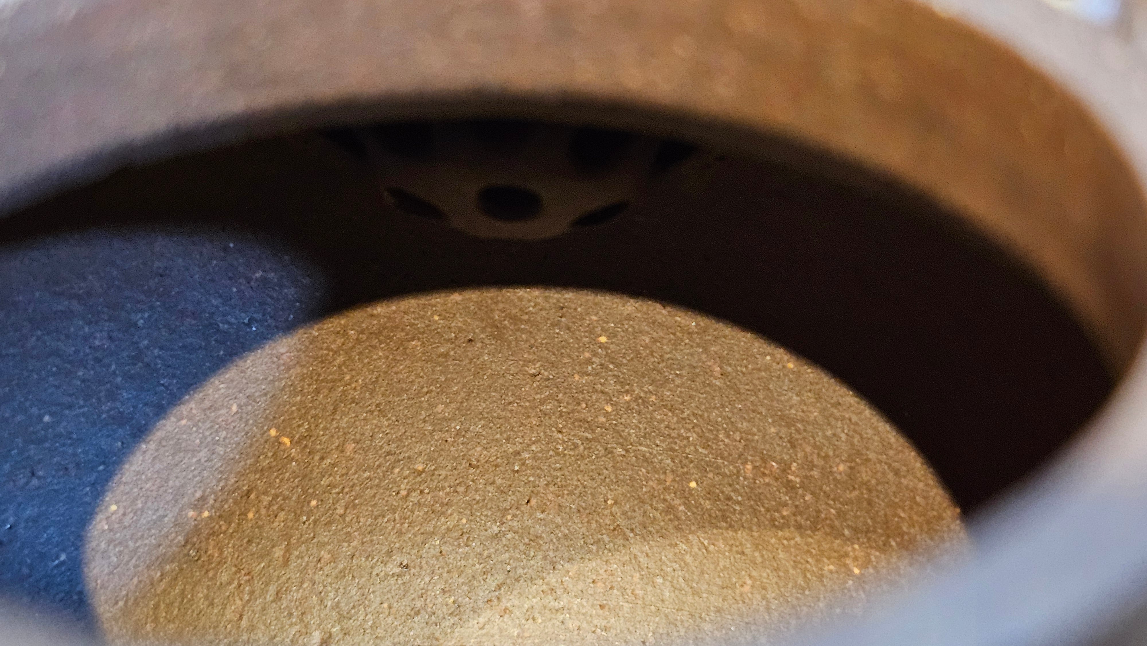 Gao Pan 高番, 136.1ml (very well-weighted bottom, stable!), Zi Ni (Low Sieve Count) 紫泥(低目数), by our Craftsman Fan Xiao Zhi 范小智 ~!Congratulations to!Ms N.S., 1608hrs 24th Sept 2025, Los Angeles, CA!