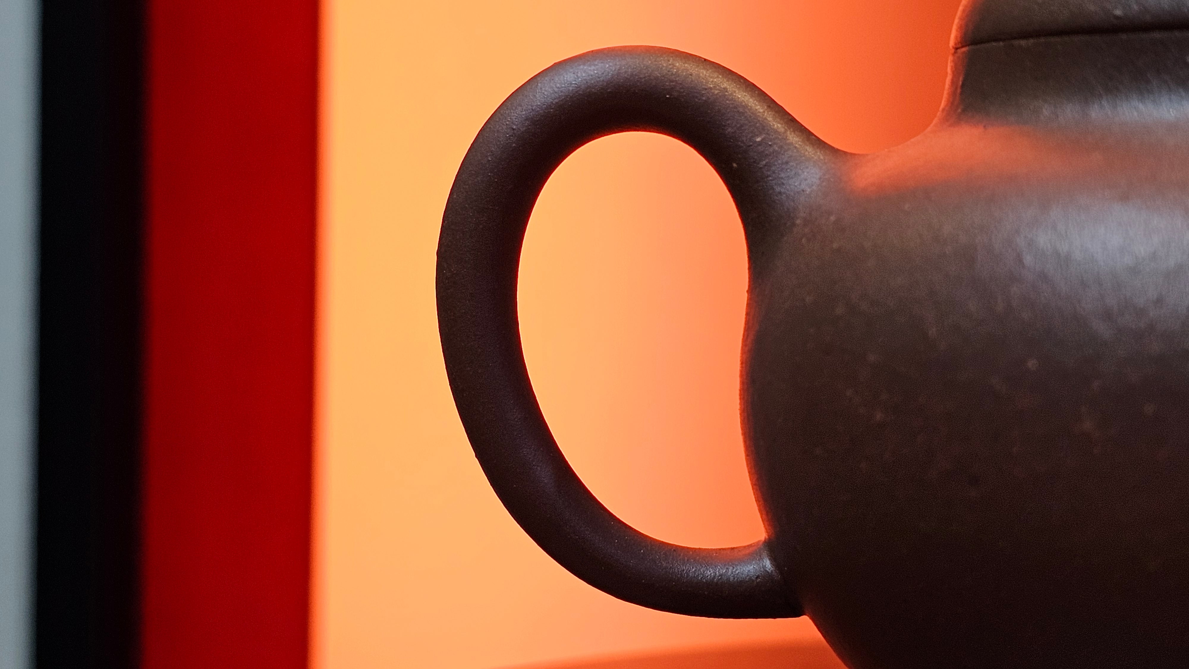 Gao Pan 高番, 136.1ml (very well-weighted bottom, stable!), Zi Ni (Low Sieve Count) 紫泥(低目数), by our Craftsman Fan Xiao Zhi 范小智 ~!Congratulations to!Ms N.S., 1608hrs 24th Sept 2025, Los Angeles, CA!