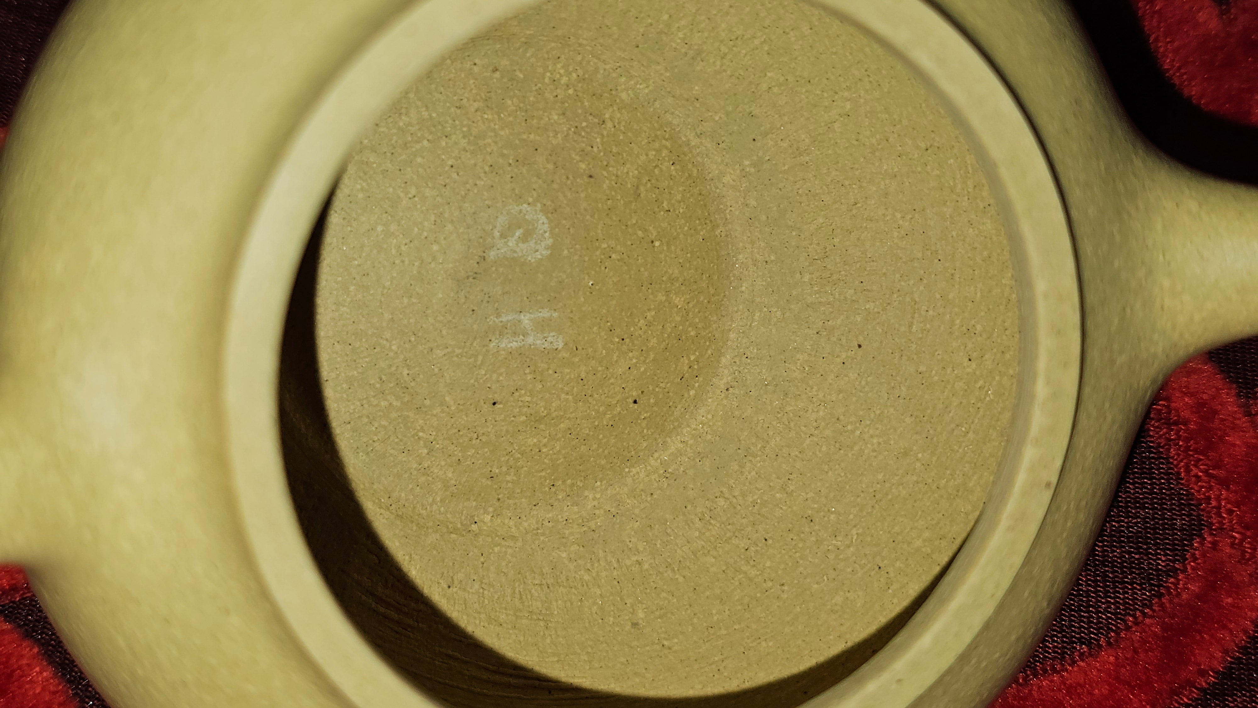 Commissioned work for Prof Q.H.: 《云婴》"Yun Ying", 203.0ml, crafted with Cao Family's own 100% Ben Shan Lü Ni 本山绿泥, crafted by L4 Assoc Master Artist Zhang Ke 助理工艺美术师, 张轲 ~ COMPLETED and CONGRATULATIONS to Prof Q.H., Hanoi! Vietnam🇻🇳.