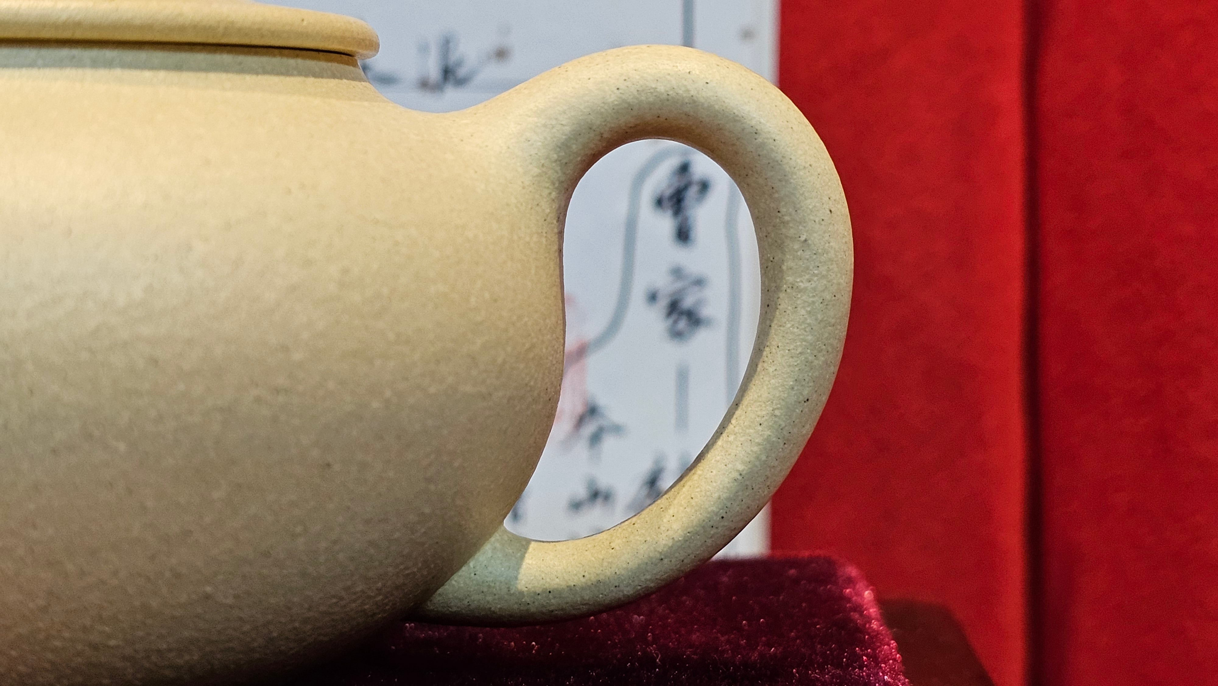 Commissioned work for Prof Q.H.: 《云婴》"Yun Ying", 203.0ml, crafted with Cao Family's own 100% Ben Shan Lü Ni 本山绿泥, crafted by L4 Assoc Master Artist Zhang Ke 助理工艺美术师, 张轲 ~ COMPLETED and CONGRATULATIONS to Prof Q.H., Hanoi! Vietnam🇻🇳.