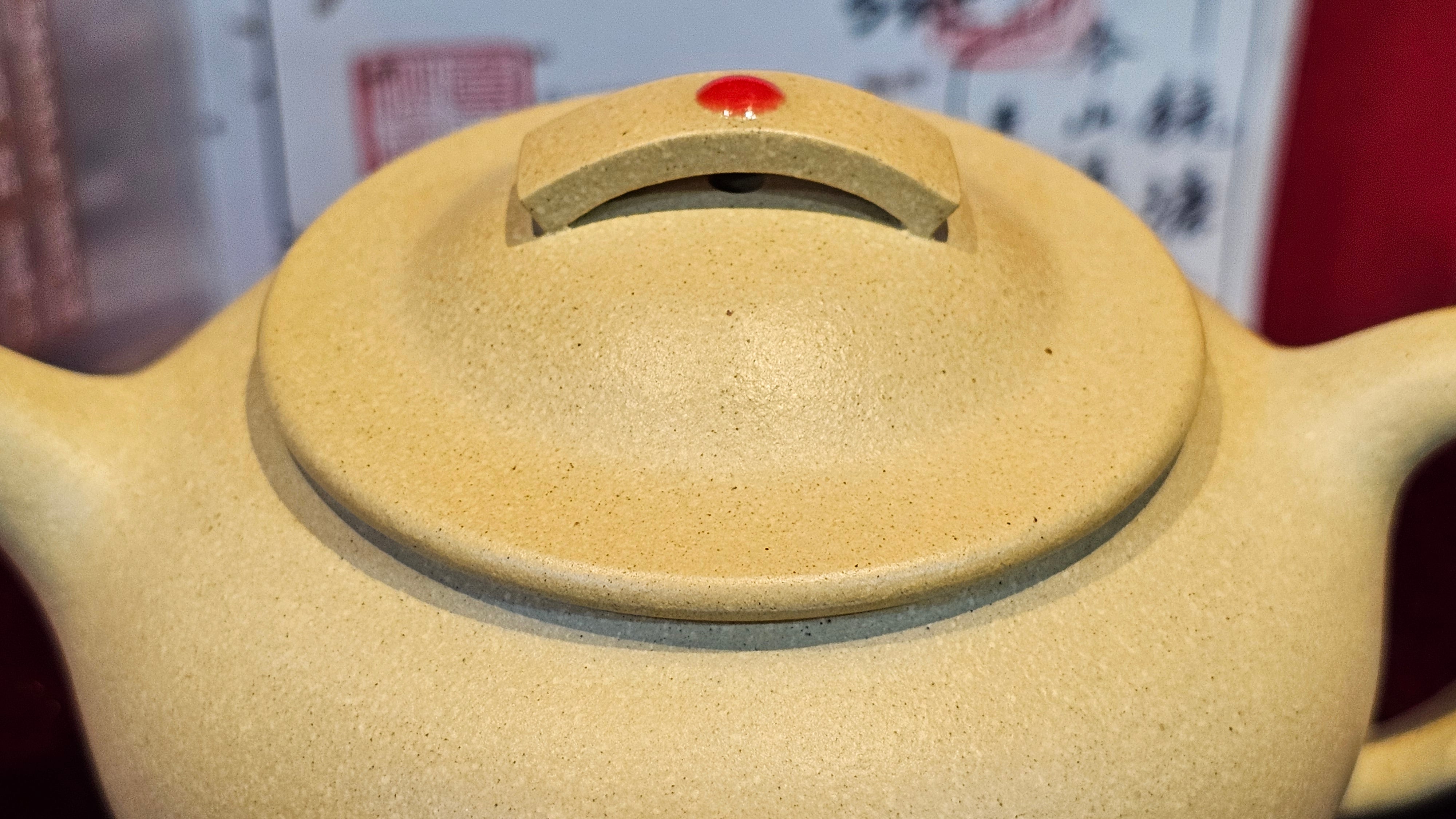 Commissioned work for Prof Q.H.: 《云婴》"Yun Ying", 203.0ml, crafted with Cao Family's own 100% Ben Shan Lü Ni 本山绿泥, crafted by L4 Assoc Master Artist Zhang Ke 助理工艺美术师, 张轲 ~ COMPLETED and CONGRATULATIONS to Prof Q.H., Hanoi! Vietnam🇻🇳.