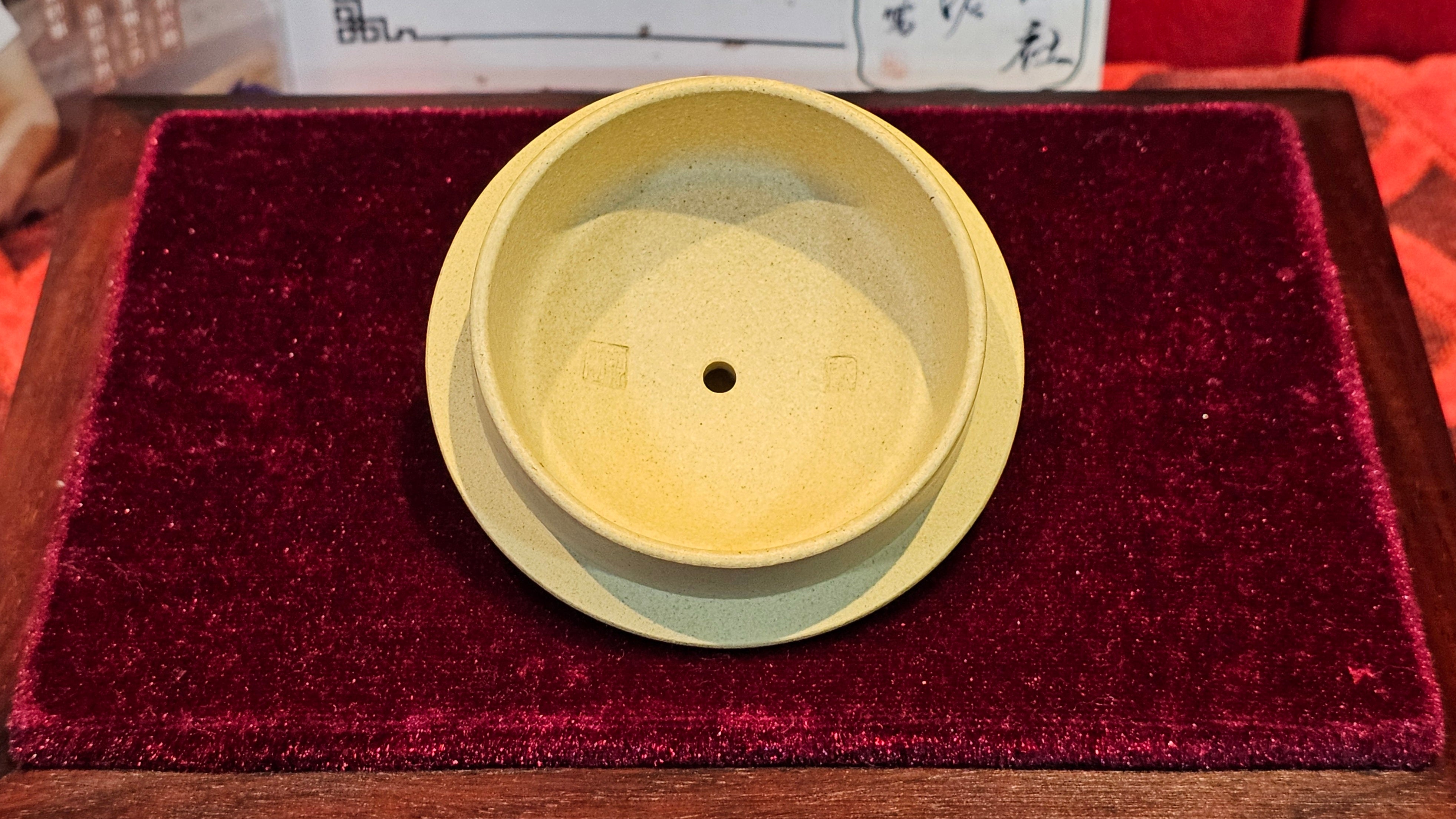 Commissioned work for Prof Q.H.: 《云婴》"Yun Ying", 203.0ml, crafted with Cao Family's own 100% Ben Shan Lü Ni 本山绿泥, crafted by L4 Assoc Master Artist Zhang Ke 助理工艺美术师, 张轲 ~ COMPLETED and CONGRATULATIONS to Prof Q.H., Hanoi! Vietnam🇻🇳.