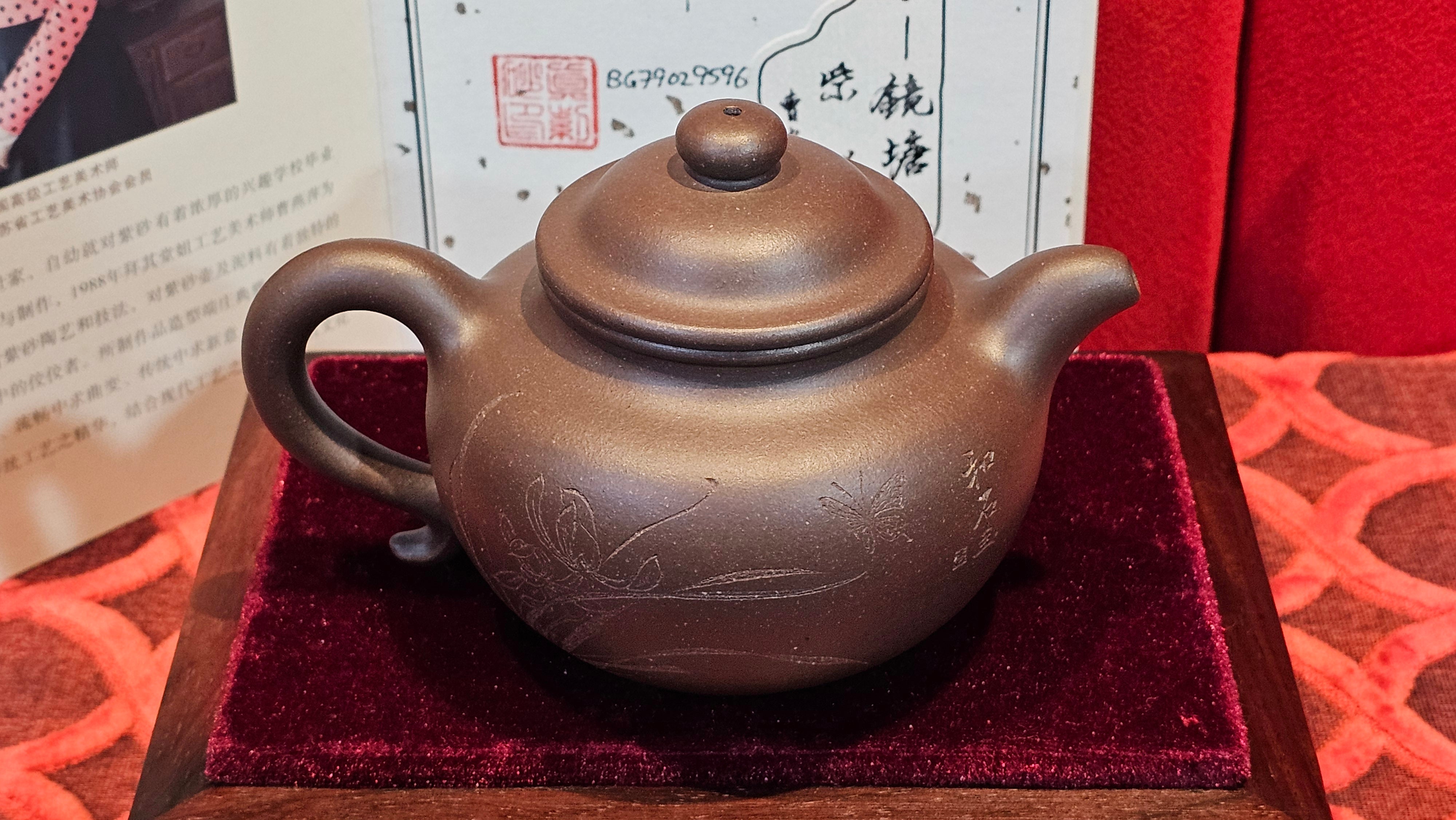 Commissioned ZiSha Work, 220.3ml, Lian Zi 莲子, by Senior Master Cao Lan Fang 曹兰芳, Engraving of Orchids 兰花刻绘 by Senior Master Artist Jiang Hui 蒋惠, Calligraphy Engraving specially by Master Wang Chao Peng 王超鹏~COMPLETED!and CONGRATULATIONS to Mr J.L., TX.