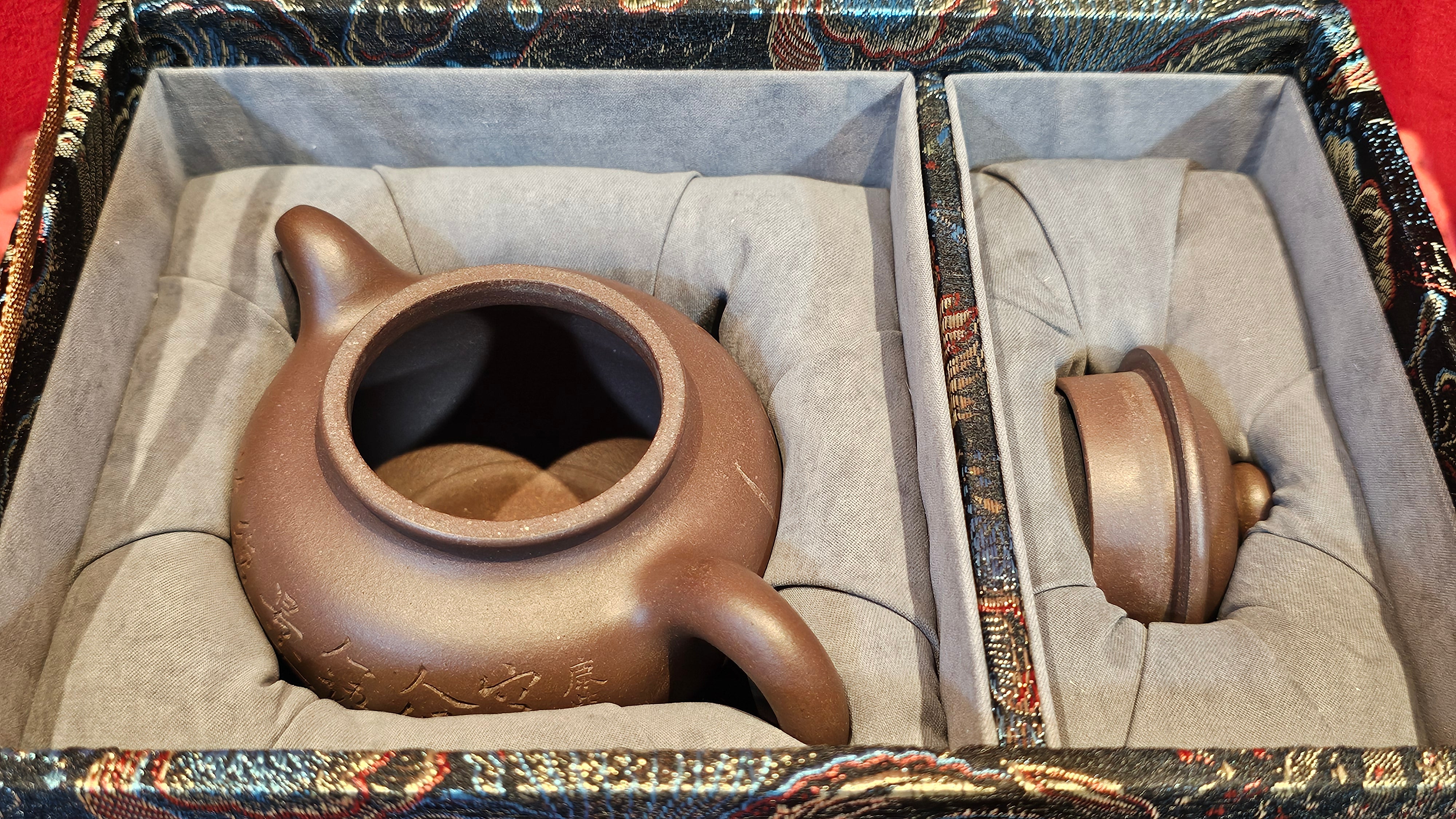 Commissioned ZiSha Work, 220.3ml, Lian Zi 莲子, by Senior Master Cao Lan Fang 曹兰芳, Engraving of Orchids 兰花刻绘 by Senior Master Artist Jiang Hui 蒋惠, Calligraphy Engraving specially by Master Wang Chao Peng 王超鹏~COMPLETED!and CONGRATULATIONS to Mr J.L., TX.