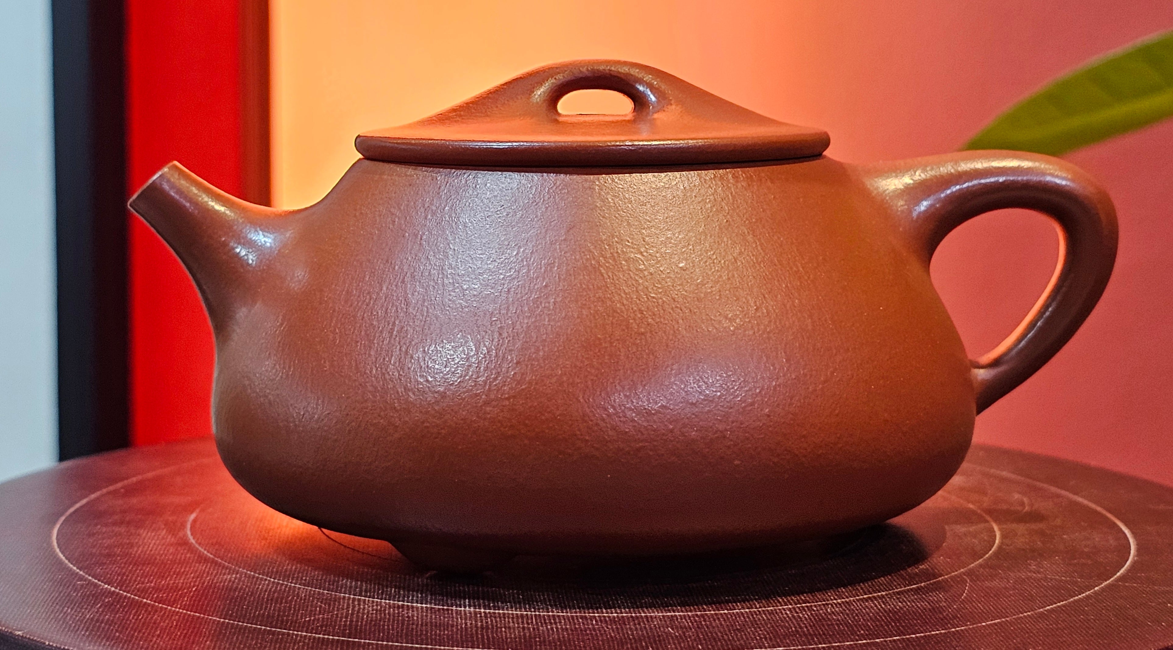 Jing Zhou Shi Piao 景舟石瓢, 243.3ml, Xiao Mei Yao Zhu Ni 小煤窑朱泥, by Craftsman Wang Xing 王兴 ~!Congratulations to Prof K.D.! 0749hrs 11th Sept 2025, San Jose, CA!