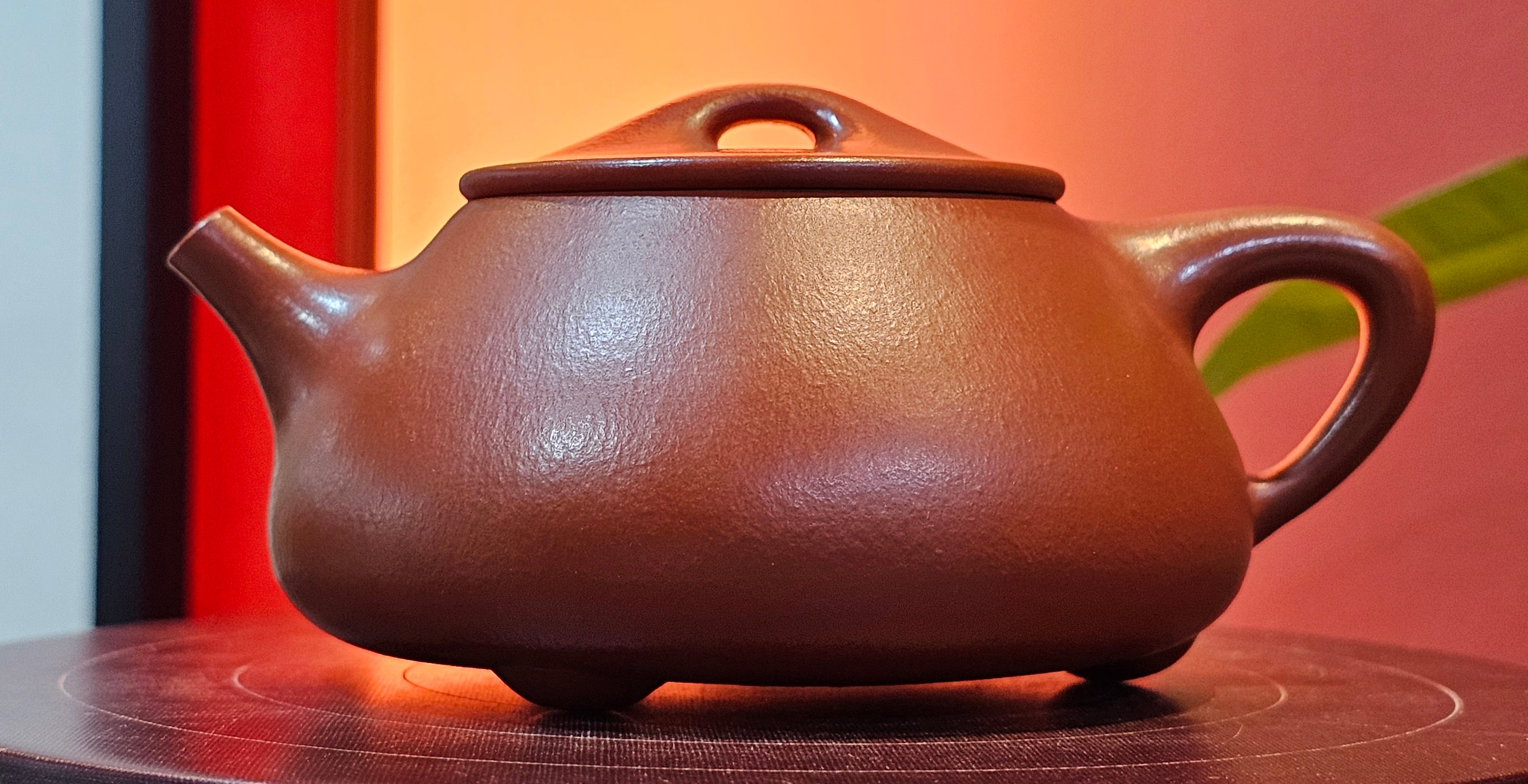 Jing Zhou Shi Piao 景舟石瓢, 243.3ml, Xiao Mei Yao Zhu Ni 小煤窑朱泥, by Craftsman Wang Xing 王兴 ~!Congratulations to Prof K.D.! 0749hrs 11th Sept 2025, San Jose, CA!