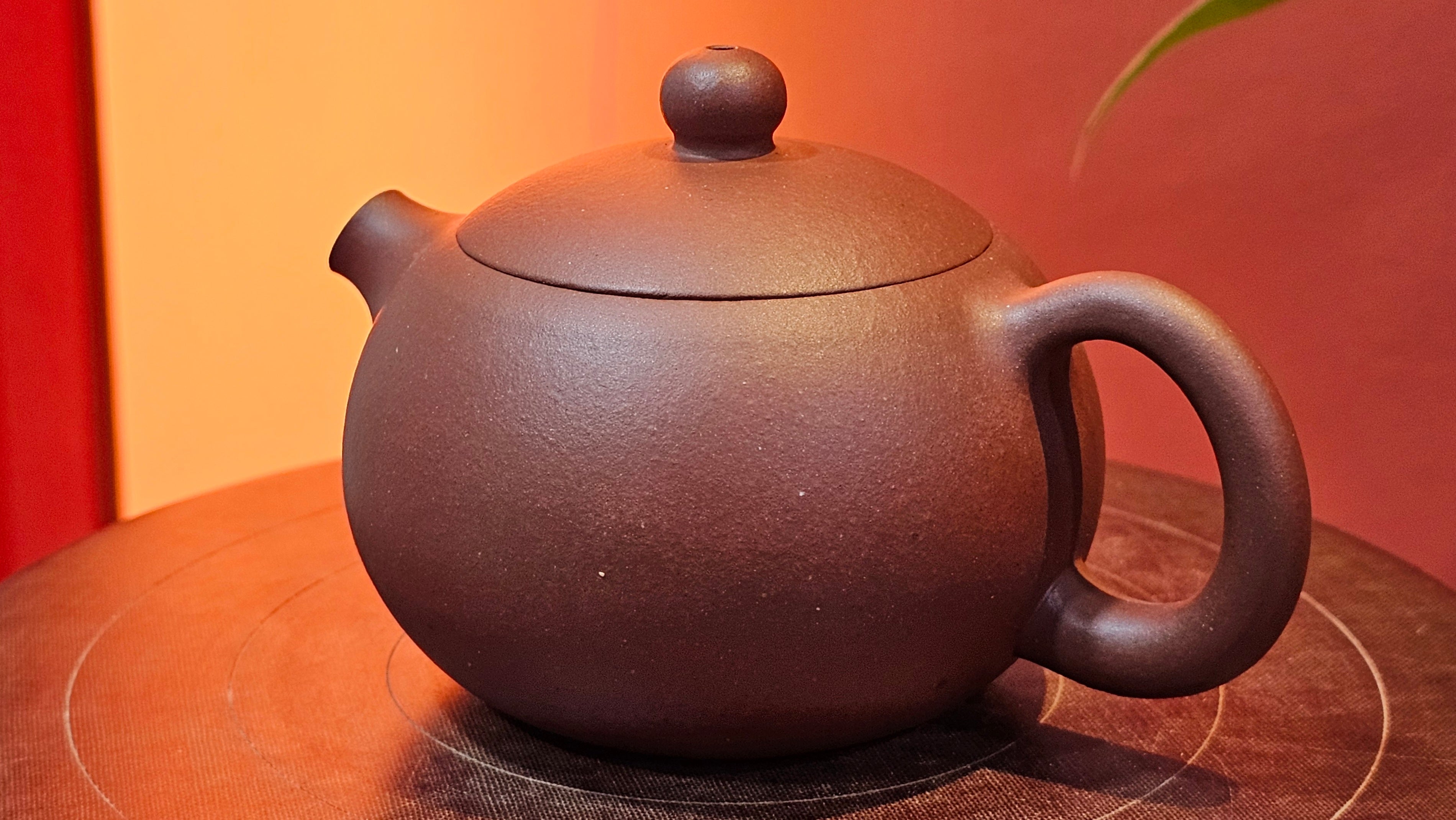 Xi Shi 西施, 146.9ml, Di Cao Qing Zi Ni 底槽青紫泥, by Craftsman Gu Xiao Ming 顾小明 ~!Congratulations to Mr A.A., 0617hrs!5th Oct 2025, Port Franks! Canada🇨🇦!