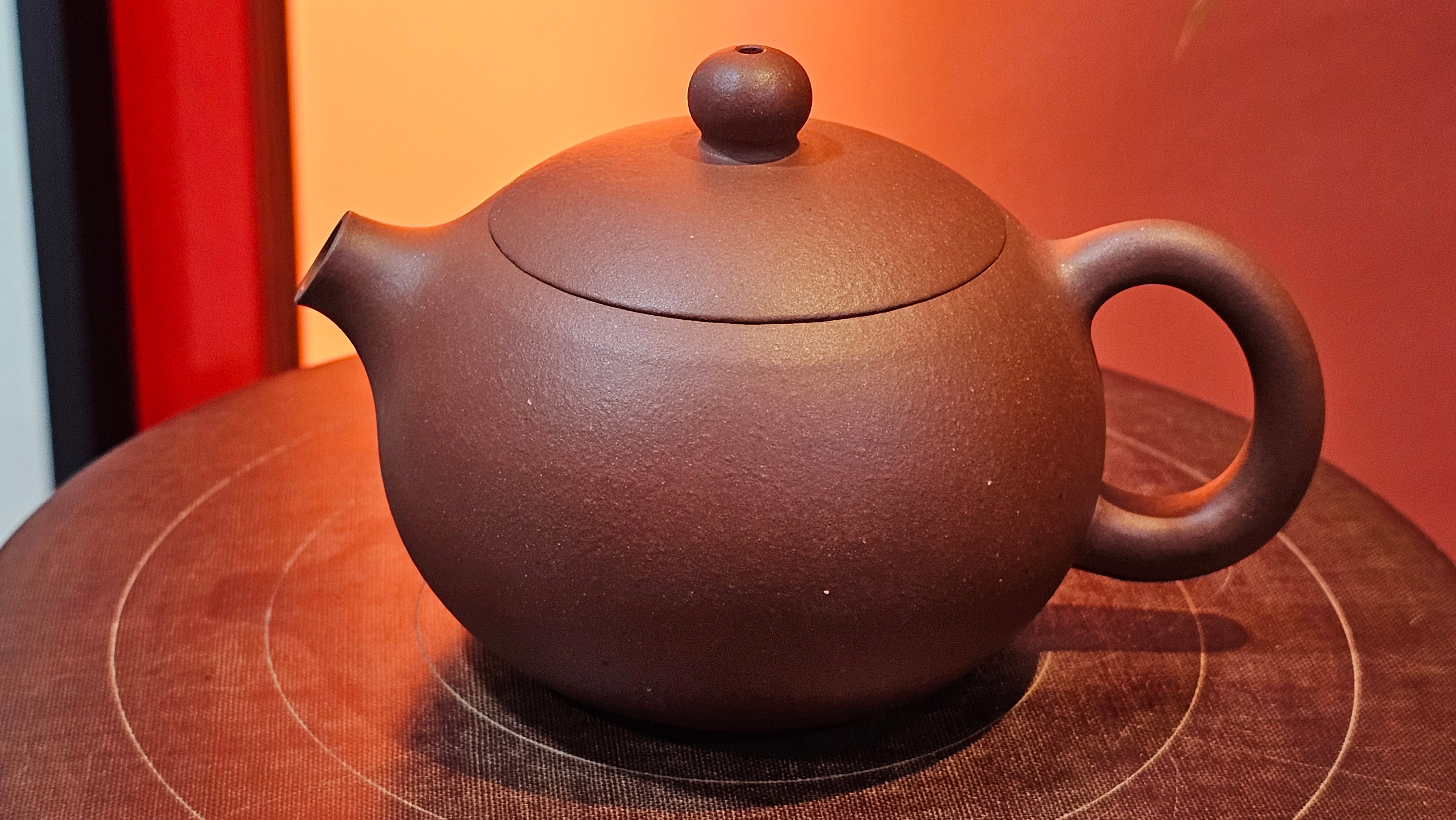 Xi Shi 西施, 146.9ml, Di Cao Qing Zi Ni 底槽青紫泥, by Craftsman Gu Xiao Ming 顾小明 ~!Congratulations to Mr A.A., 0617hrs!5th Oct 2025, Port Franks! Canada🇨🇦!