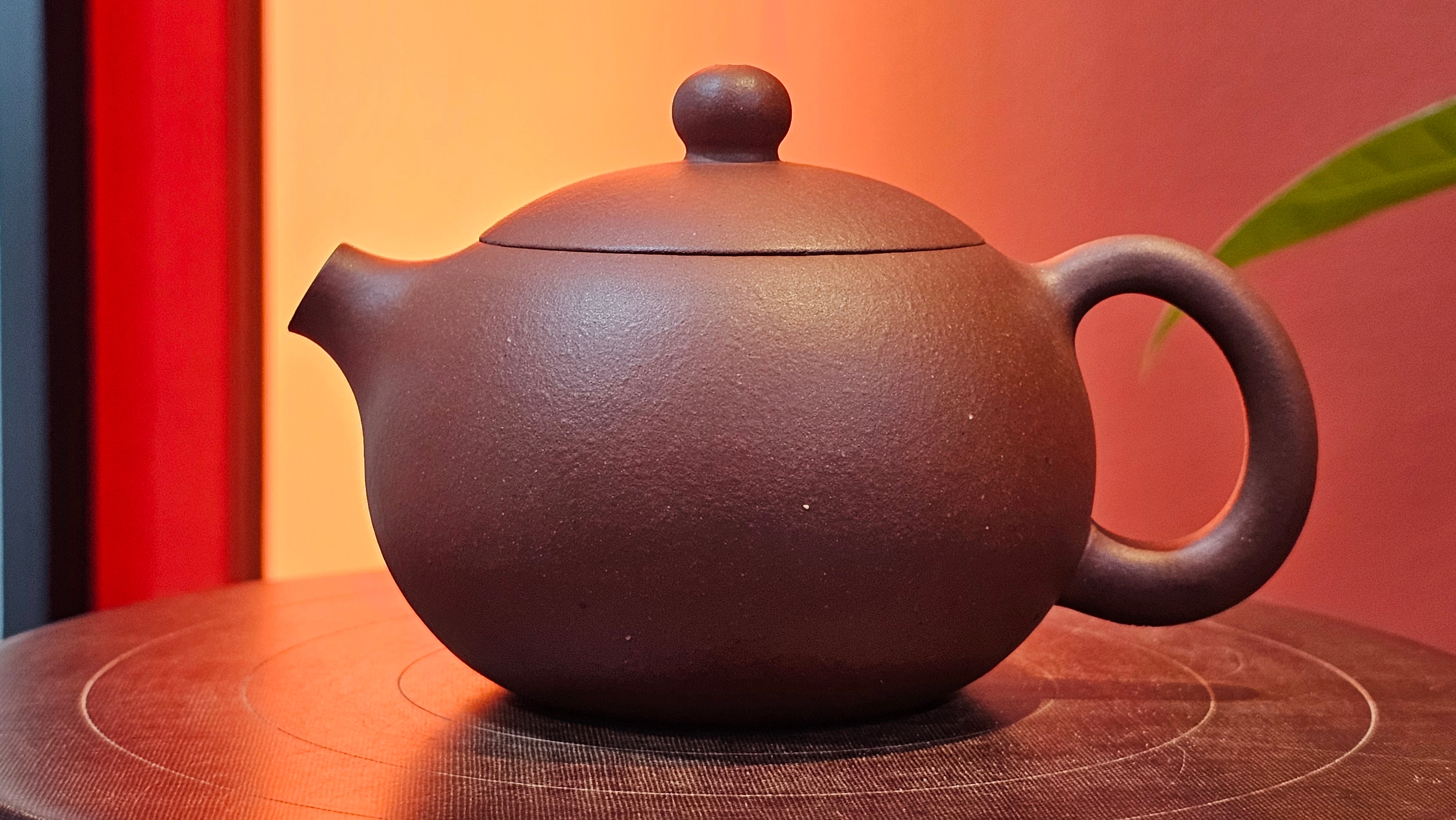 Xi Shi 西施, 146.9ml, Di Cao Qing Zi Ni 底槽青紫泥, by Craftsman Gu Xiao Ming 顾小明 ~!Congratulations to Mr A.A., 0617hrs!5th Oct 2025, Port Franks! Canada🇨🇦!