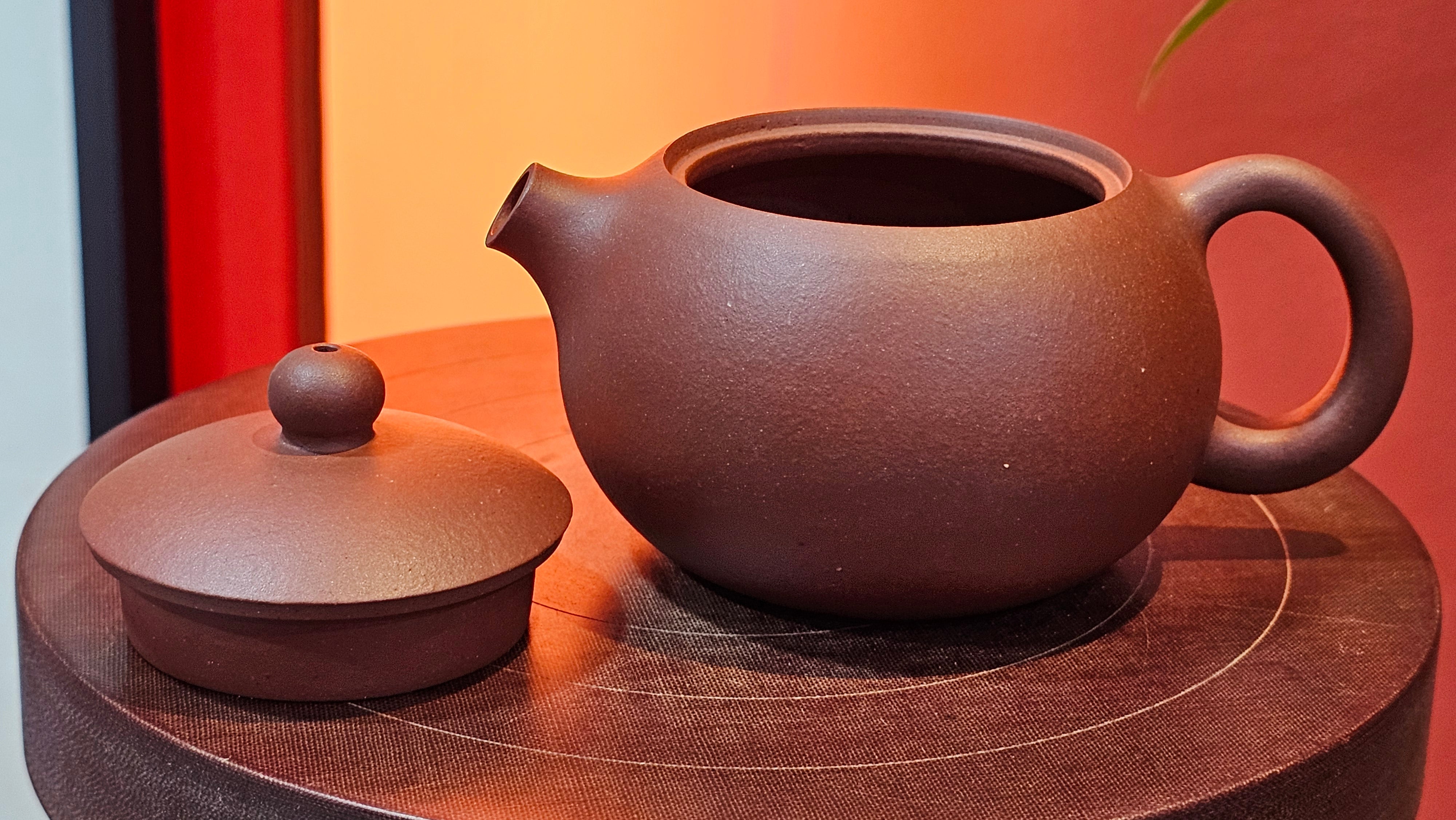 Xi Shi 西施, 146.9ml, Di Cao Qing Zi Ni 底槽青紫泥, by Craftsman Gu Xiao Ming 顾小明 ~!Congratulations to Mr A.A., 0617hrs!5th Oct 2025, Port Franks! Canada🇨🇦!