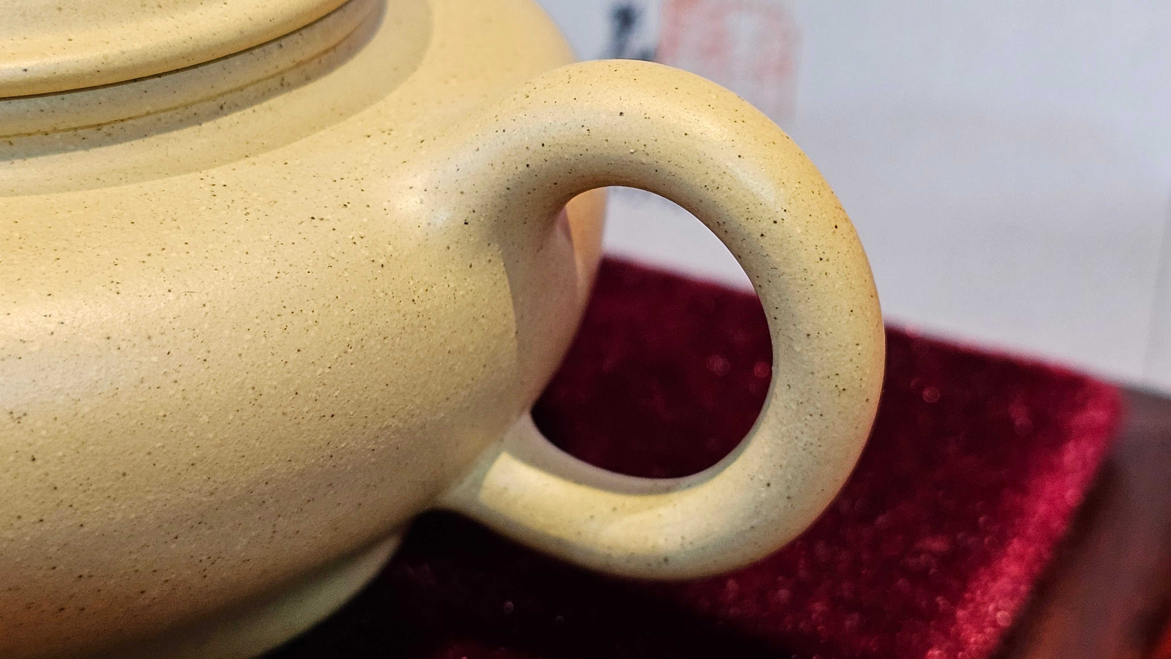 Commissioned work for Mr Thomas L. ZiSha work《耀日》"Yao Ri", Ben Shan Duan Ni 本山段泥, crafted by L3A Consummate Master Artist Li Yan Ru 振兴技艺师兼工艺美术师, 李艳如 ~ COMPLETED, and CONGRATULATIONS to Mr Thomas L.!from Singapore🇸🇬.