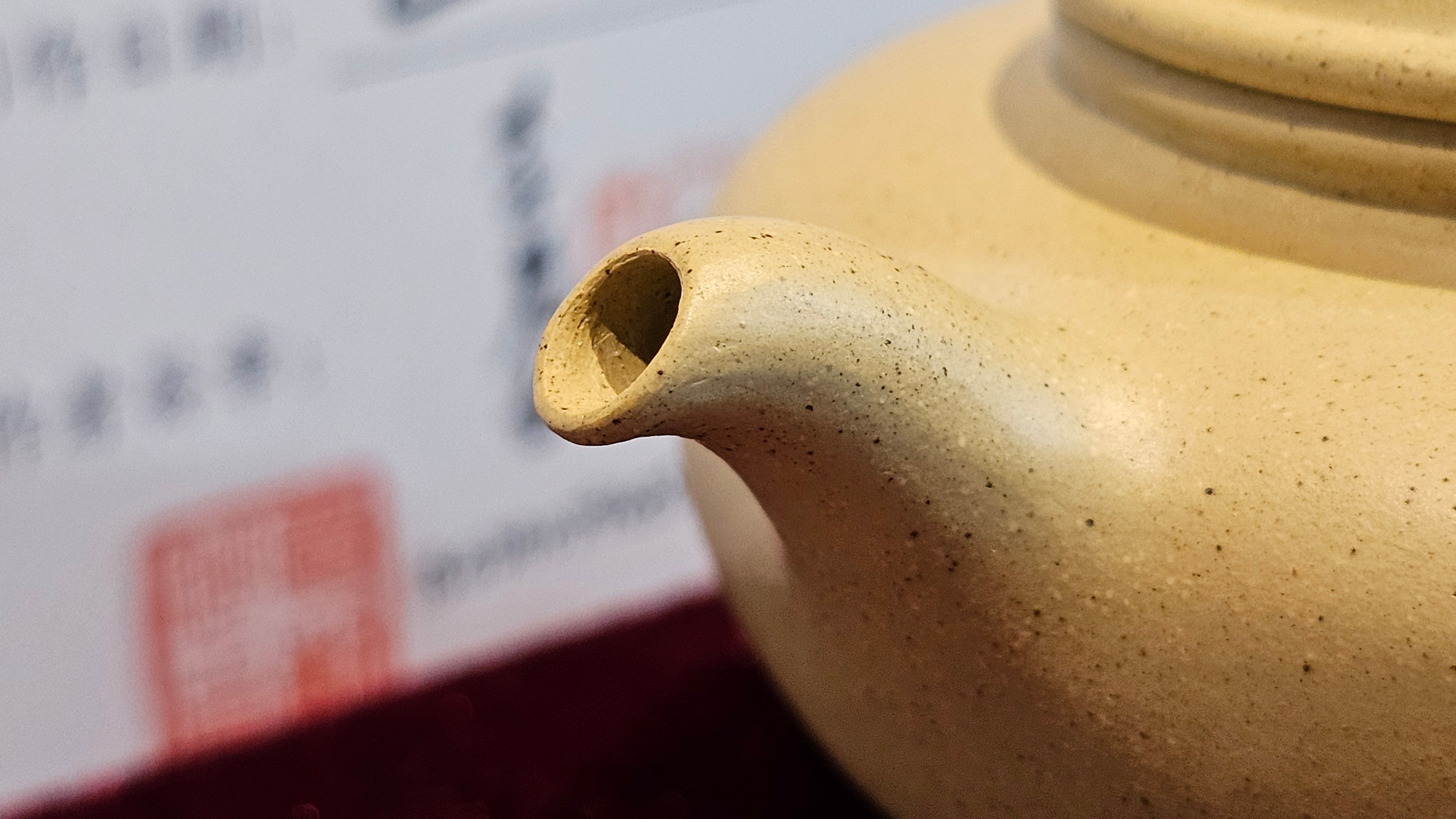 Commissioned work for Mr Thomas L. ZiSha work《耀日》"Yao Ri", Ben Shan Duan Ni 本山段泥, crafted by L3A Consummate Master Artist Li Yan Ru 振兴技艺师兼工艺美术师, 李艳如 ~ COMPLETED, and CONGRATULATIONS to Mr Thomas L.!from Singapore🇸🇬.