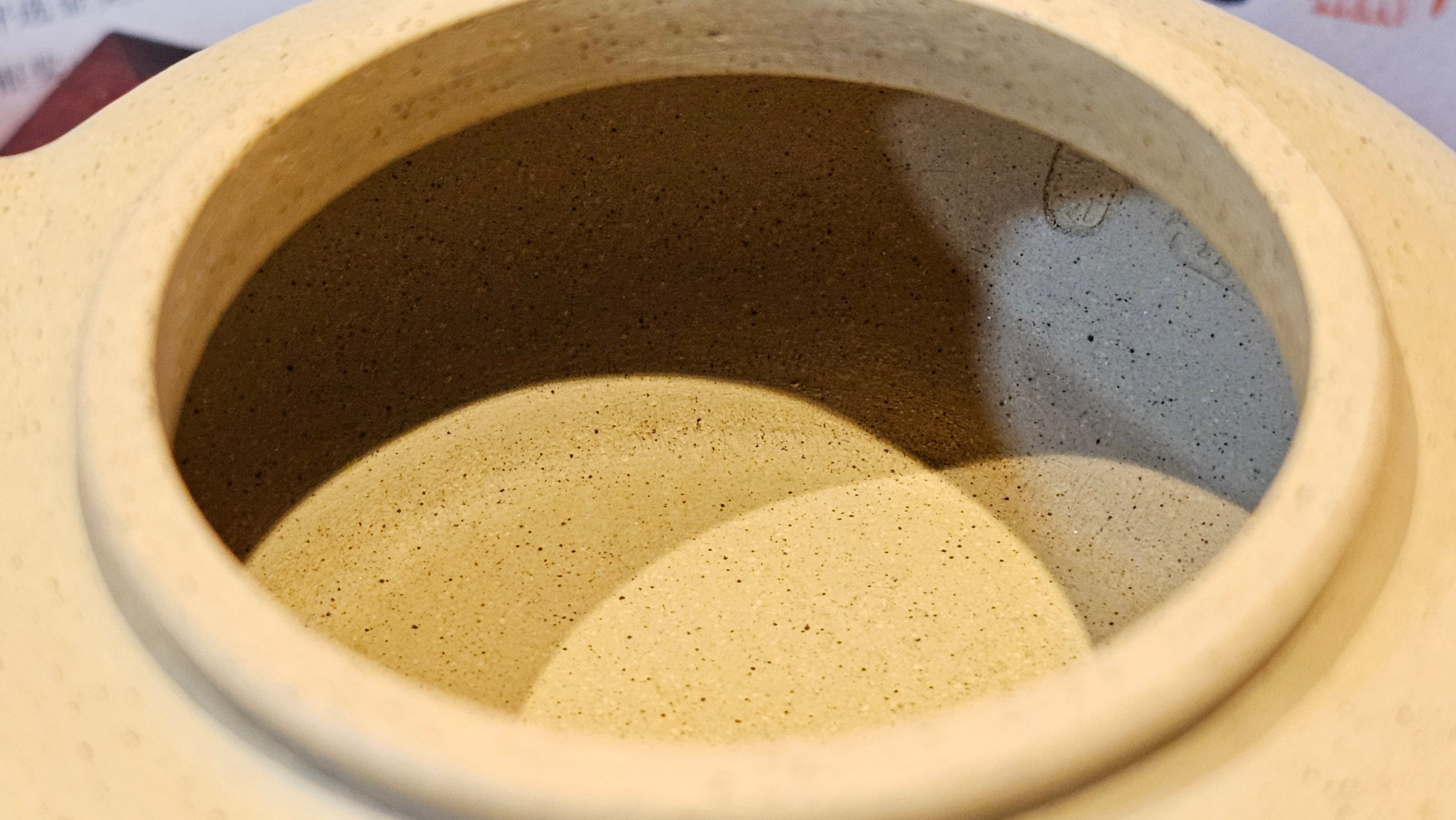 Commissioned work for Mr Thomas L. ZiSha work《耀日》"Yao Ri", Ben Shan Duan Ni 本山段泥, crafted by L3A Consummate Master Artist Li Yan Ru 振兴技艺师兼工艺美术师, 李艳如 ~ COMPLETED, and CONGRATULATIONS to Mr Thomas L.!from Singapore🇸🇬.