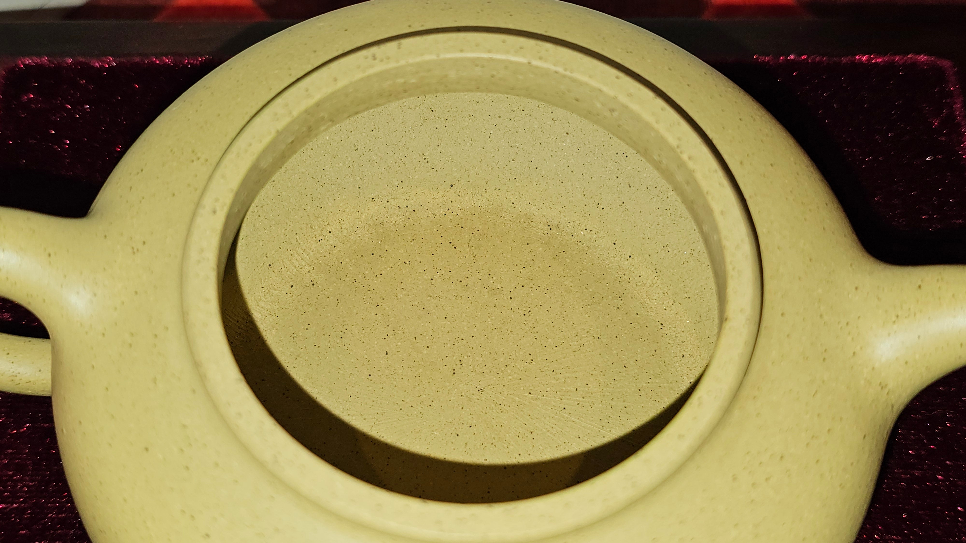 Commissioned work for Mr Thomas L. ZiSha work《耀日》"Yao Ri", Ben Shan Duan Ni 本山段泥, crafted by L3A Consummate Master Artist Li Yan Ru 振兴技艺师兼工艺美术师, 李艳如 ~ COMPLETED, and CONGRATULATIONS to Mr Thomas L.!from Singapore🇸🇬.