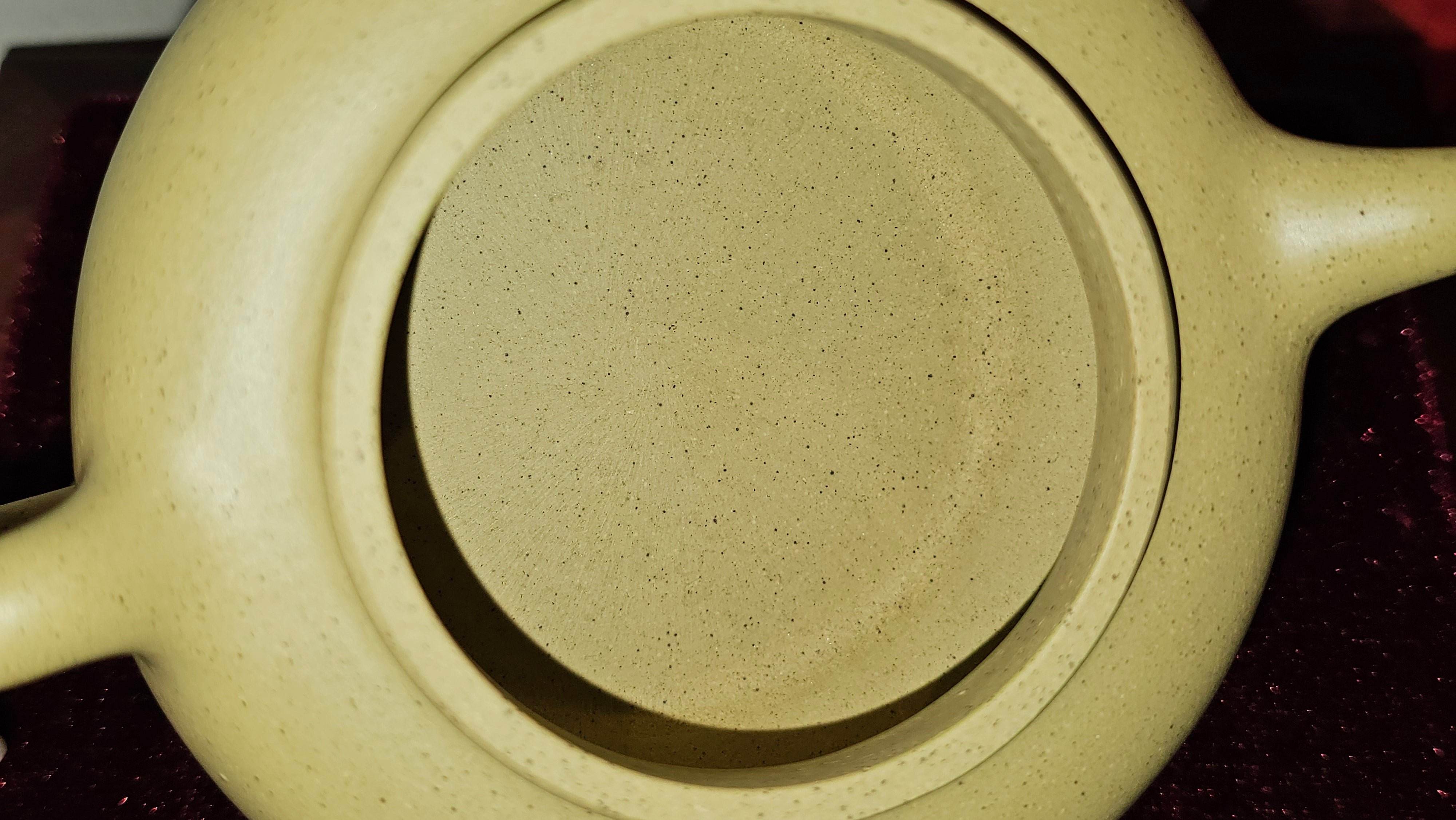 Commissioned work for Mr Thomas L. ZiSha work《耀日》"Yao Ri", Ben Shan Duan Ni 本山段泥, crafted by L3A Consummate Master Artist Li Yan Ru 振兴技艺师兼工艺美术师, 李艳如 ~ COMPLETED, and CONGRATULATIONS to Mr Thomas L.!from Singapore🇸🇬.