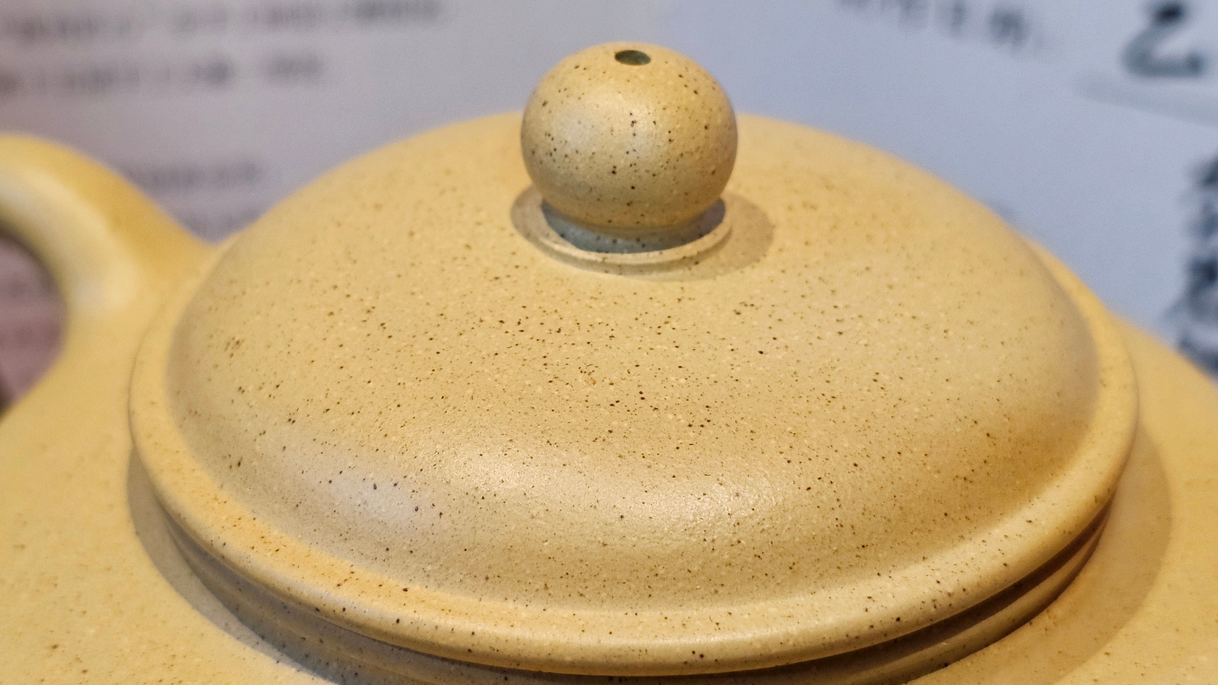 Commissioned work for Mr Thomas L. ZiSha work《耀日》"Yao Ri", Ben Shan Duan Ni 本山段泥, crafted by L3A Consummate Master Artist Li Yan Ru 振兴技艺师兼工艺美术师, 李艳如 ~ COMPLETED, and CONGRATULATIONS to Mr Thomas L.!from Singapore🇸🇬.