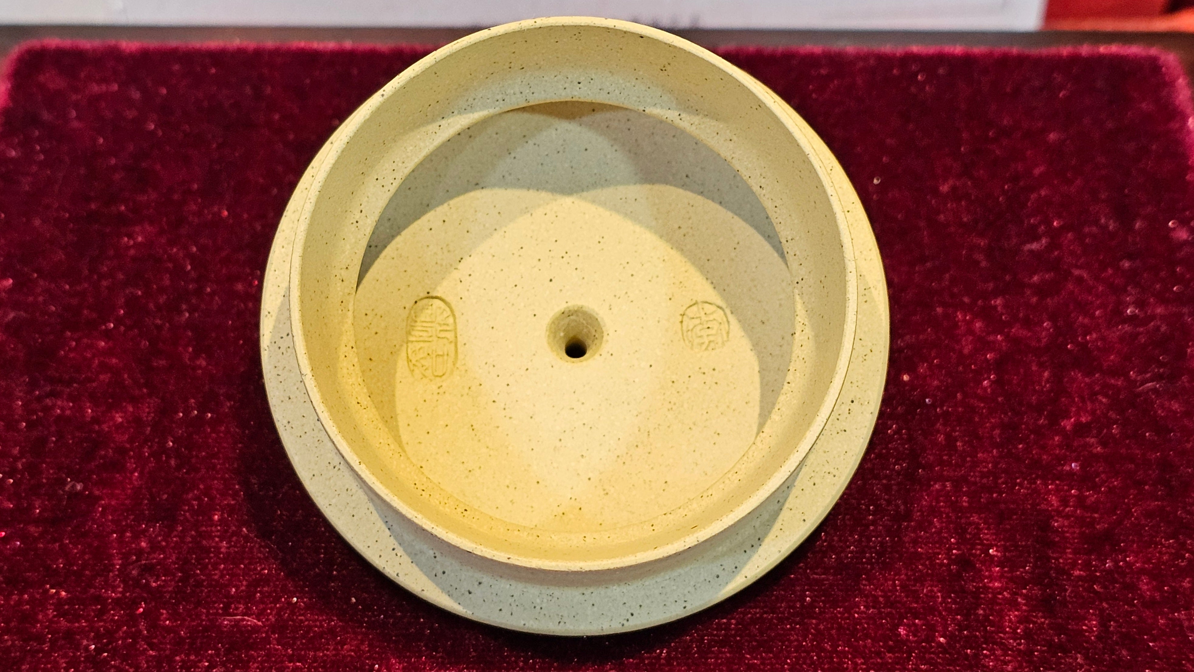 Commissioned work for Mr Thomas L. ZiSha work《耀日》"Yao Ri", Ben Shan Duan Ni 本山段泥, crafted by L3A Consummate Master Artist Li Yan Ru 振兴技艺师兼工艺美术师, 李艳如 ~ COMPLETED, and CONGRATULATIONS to Mr Thomas L.!from Singapore🇸🇬.