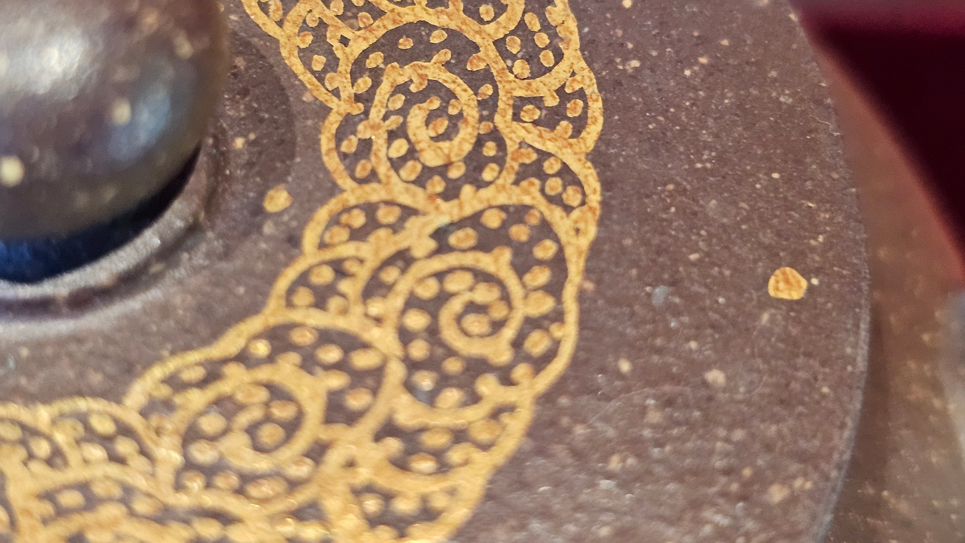 《聚富平盖莲子》"Ju Fu ~Gathering of Wealth~ Ping Gai Lian Zi"!, 描金与撒金工艺 Dual Gold Appliqué, 233.3ml, Qing Hui Duan Ni 青灰段泥 ~ by L3A Consummate Master Artist Li Yan Ru 李艳如 ~!Congratulations to Mr R.L.! 0857hrs 16th Sept 2025, Flintridge! CA.