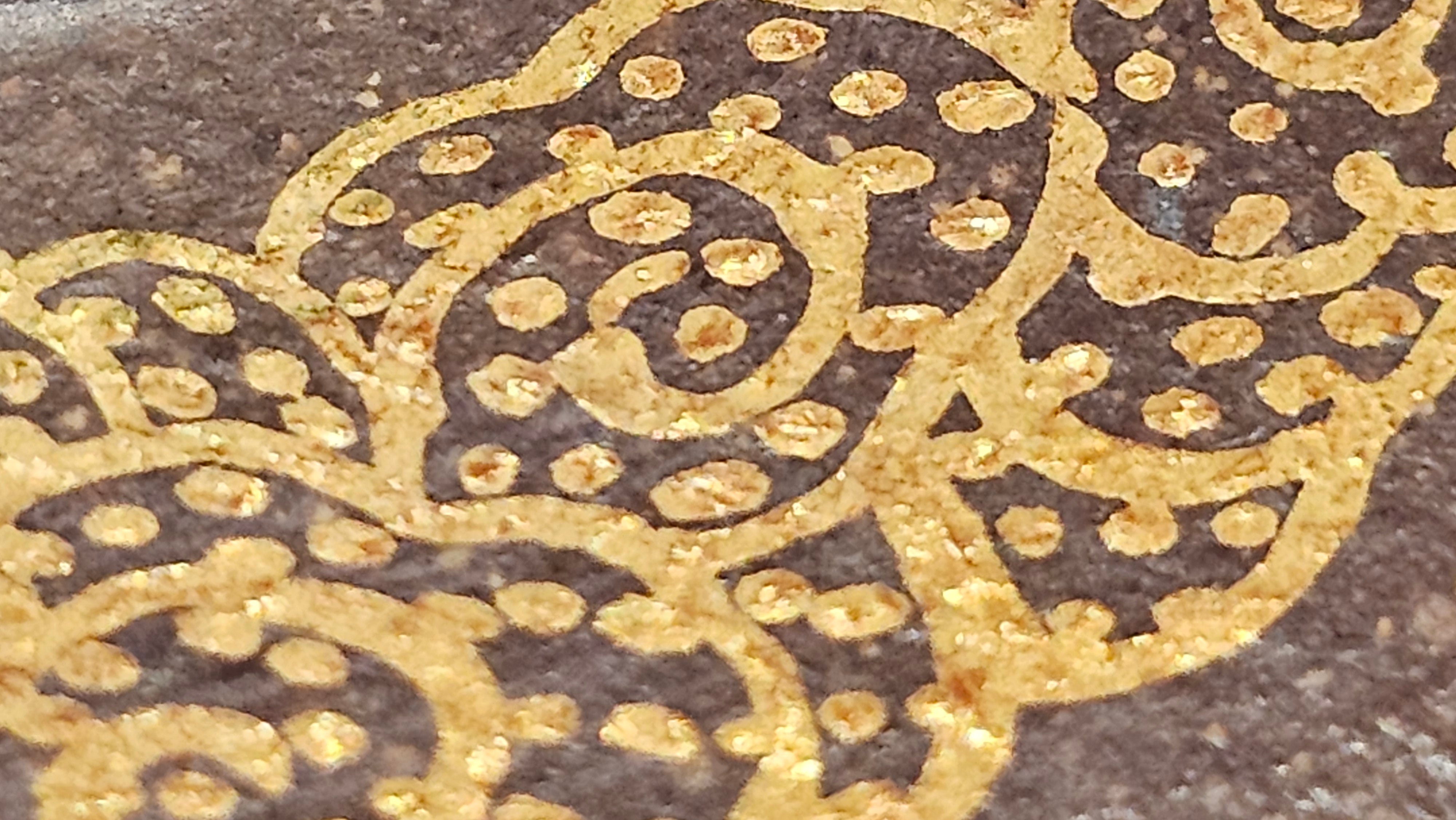 《聚富平盖莲子》"Ju Fu ~Gathering of Wealth~ Ping Gai Lian Zi"!, 描金与撒金工艺 Dual Gold Appliqué, 233.3ml, Qing Hui Duan Ni 青灰段泥 ~ by L3A Consummate Master Artist Li Yan Ru 李艳如 ~!Congratulations to Mr R.L.! 0857hrs 16th Sept 2025, Flintridge! CA.