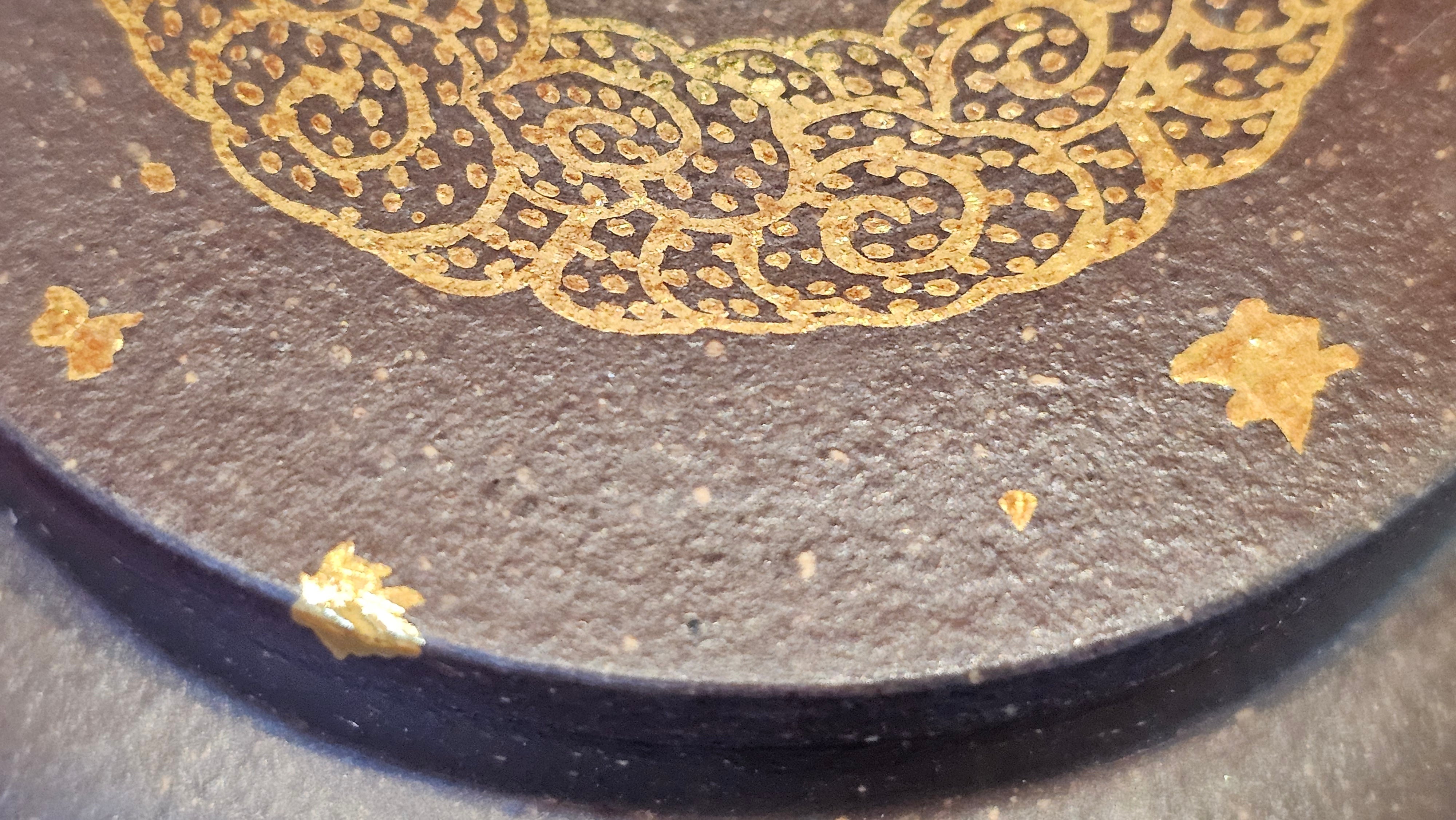 《聚富平盖莲子》"Ju Fu ~Gathering of Wealth~ Ping Gai Lian Zi"!, 描金与撒金工艺 Dual Gold Appliqué, 233.3ml, Qing Hui Duan Ni 青灰段泥 ~ by L3A Consummate Master Artist Li Yan Ru 李艳如 ~!Congratulations to Mr R.L.! 0857hrs 16th Sept 2025, Flintridge! CA.