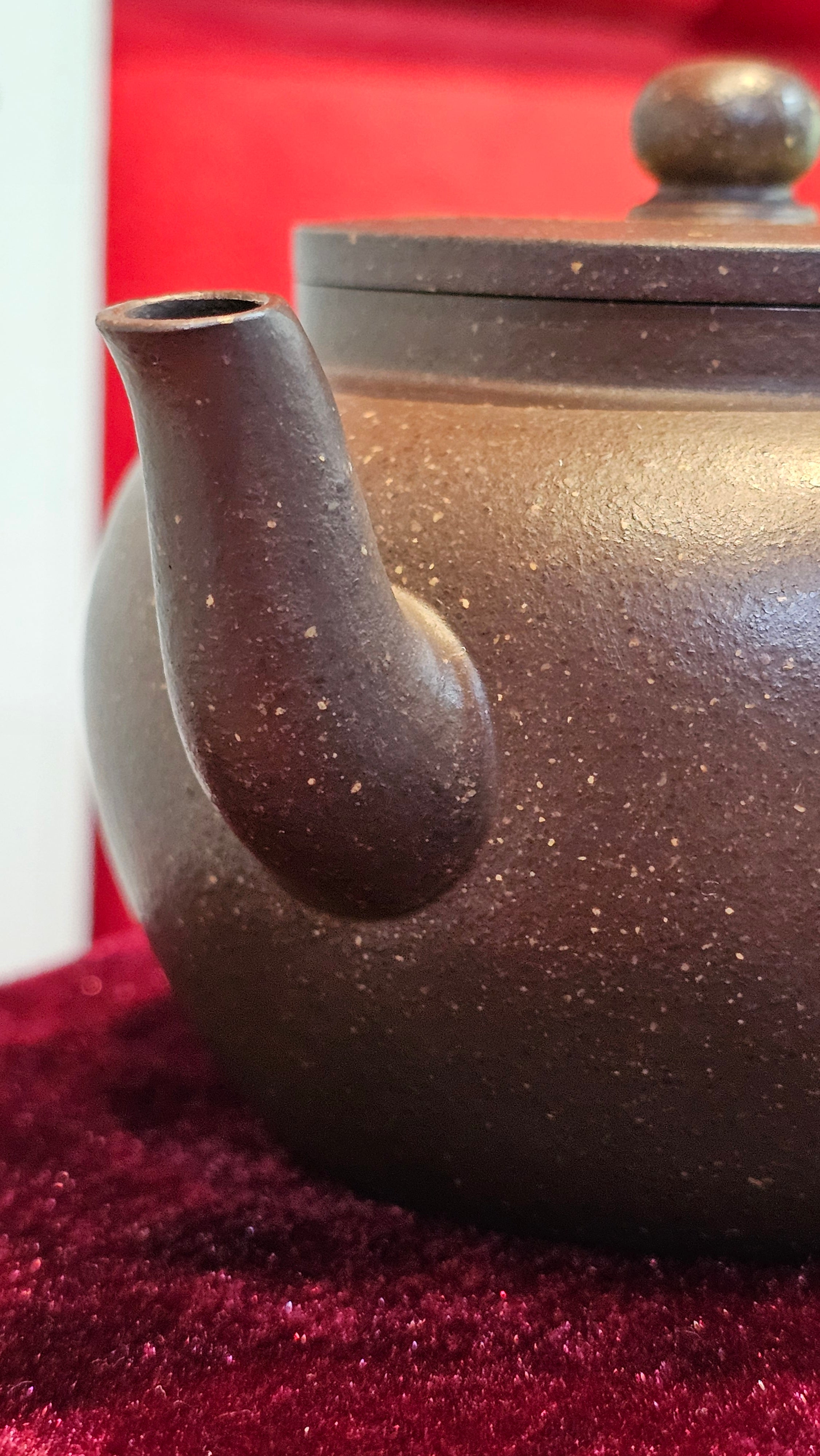 《聚富平盖莲子》"Ju Fu ~Gathering of Wealth~ Ping Gai Lian Zi"!, 描金与撒金工艺 Dual Gold Appliqué, 233.3ml, Qing Hui Duan Ni 青灰段泥 ~ by L3A Consummate Master Artist Li Yan Ru 李艳如 ~!Congratulations to Mr R.L.! 0857hrs 16th Sept 2025, Flintridge! CA.