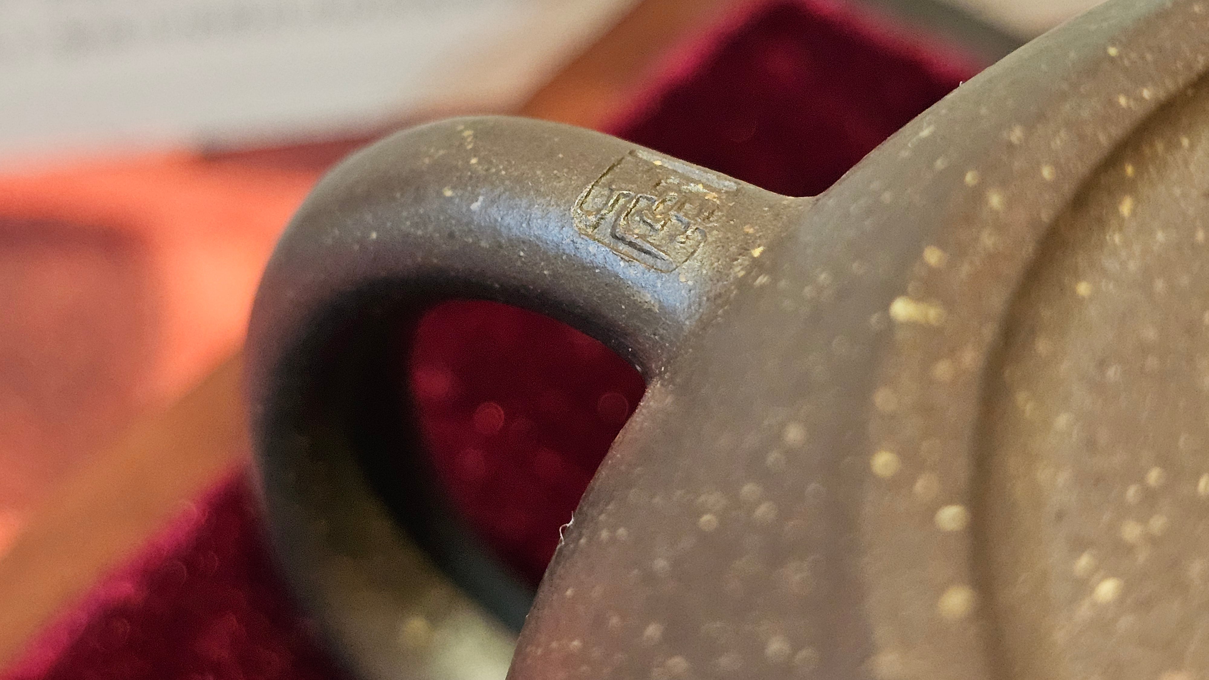 《聚富平盖莲子》"Ju Fu ~Gathering of Wealth~ Ping Gai Lian Zi"!, 描金与撒金工艺 Dual Gold Appliqué, 233.3ml, Qing Hui Duan Ni 青灰段泥 ~ by L3A Consummate Master Artist Li Yan Ru 李艳如 ~!Congratulations to Mr R.L.! 0857hrs 16th Sept 2025, Flintridge! CA.