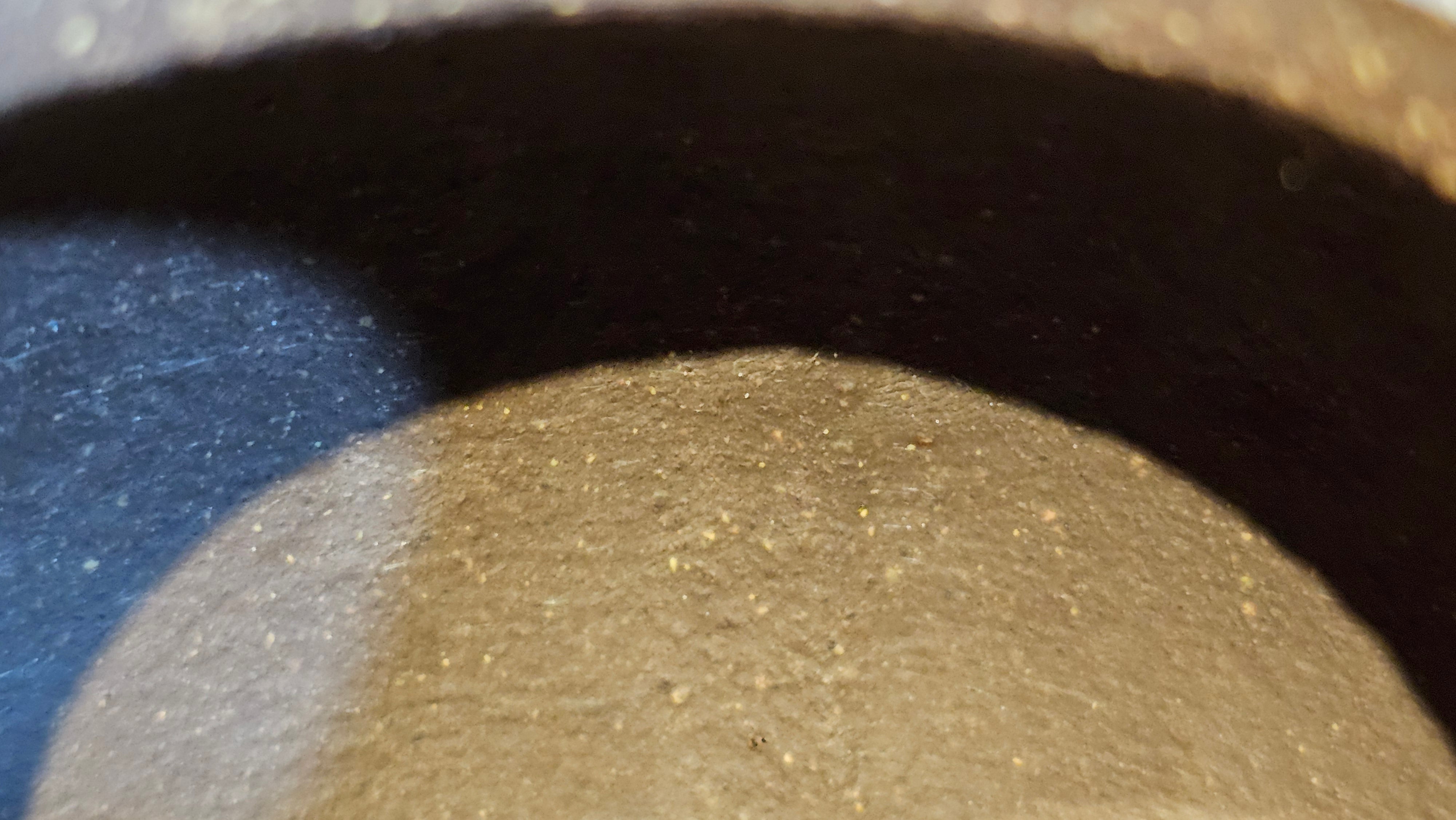 《聚富平盖莲子》"Ju Fu ~Gathering of Wealth~ Ping Gai Lian Zi"!, 描金与撒金工艺 Dual Gold Appliqué, 233.3ml, Qing Hui Duan Ni 青灰段泥 ~ by L3A Consummate Master Artist Li Yan Ru 李艳如 ~!Congratulations to Mr R.L.! 0857hrs 16th Sept 2025, Flintridge! CA.