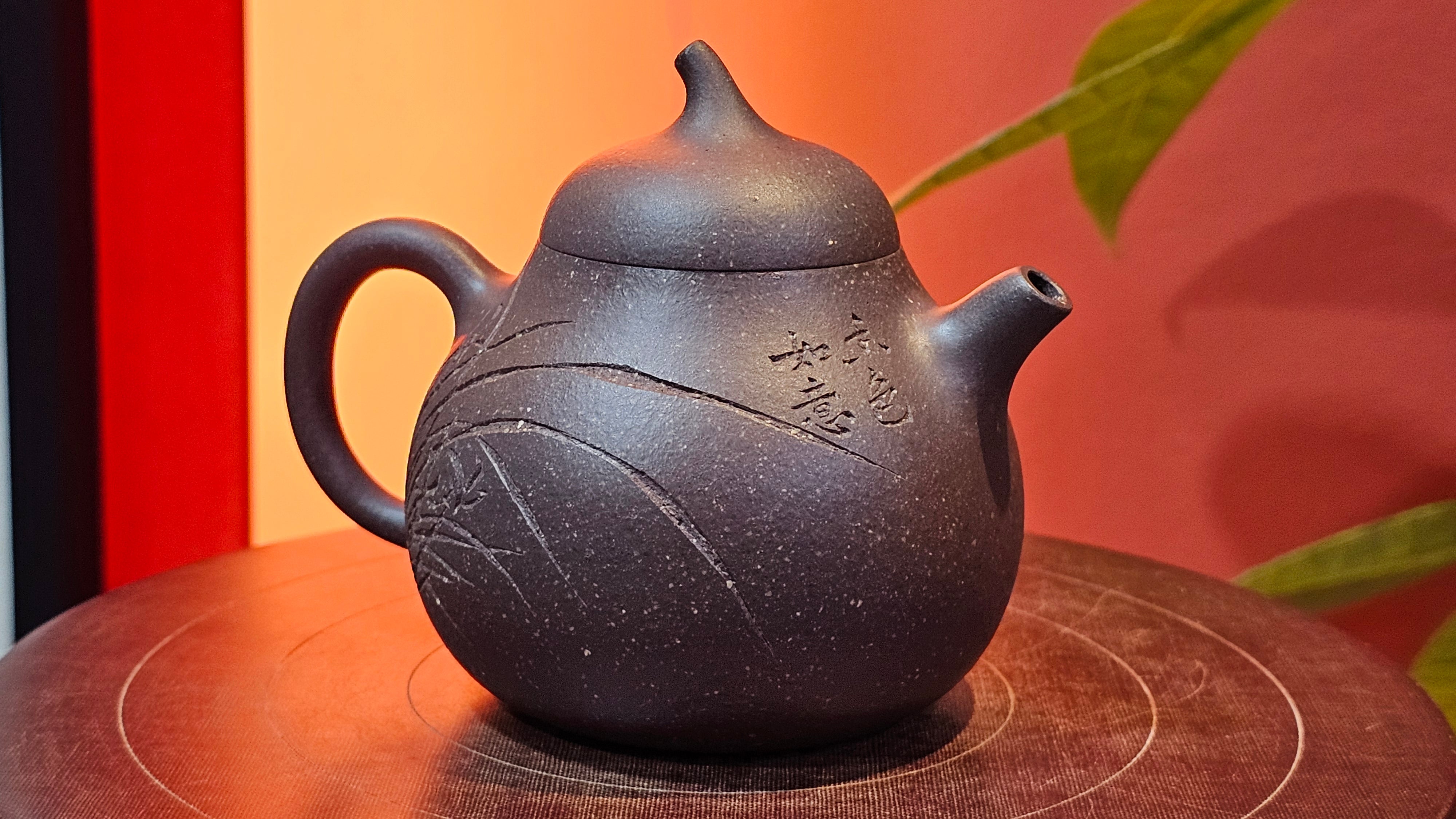 Qie Gua《茄瓜》~ "The Gourd", 153.8ml, Hei Zi Ni 黑紫泥, by our Craftsman Zhang Huan 张欢, Calligraphy and 兰花 Orchids Engraving by Craftsman Yi Cheng 逸成 ~!Congratulations to Mr J.S.! 1100hrs 17th Sept 2025, Chicago! IL!