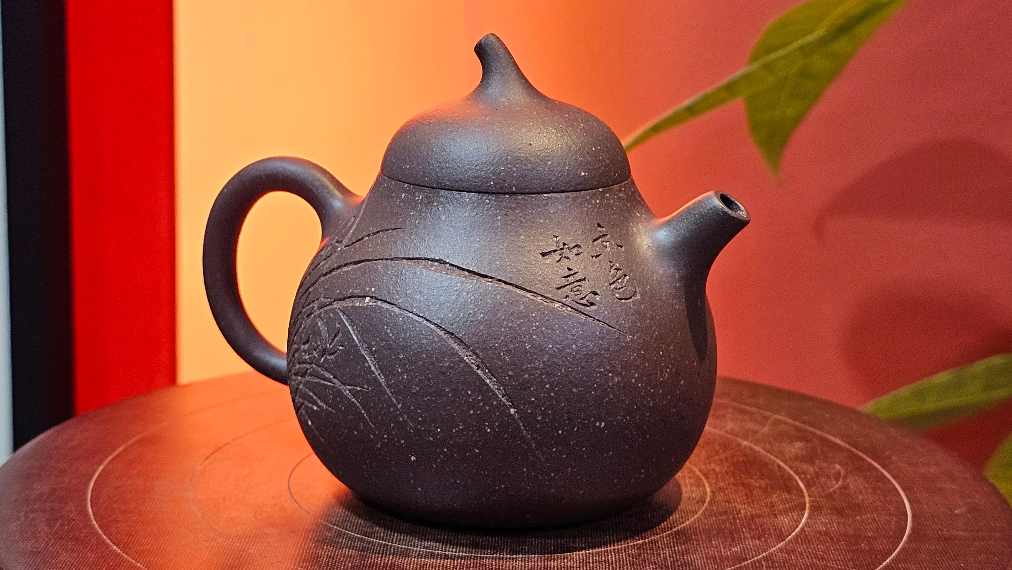 Qie Gua《茄瓜》~ "The Gourd", 153.8ml, Hei Zi Ni 黑紫泥, by our Craftsman Zhang Huan 张欢, Calligraphy and 兰花 Orchids Engraving by Craftsman Yi Cheng 逸成 ~!Congratulations to Mr J.S.! 1100hrs 17th Sept 2025, Chicago! IL!