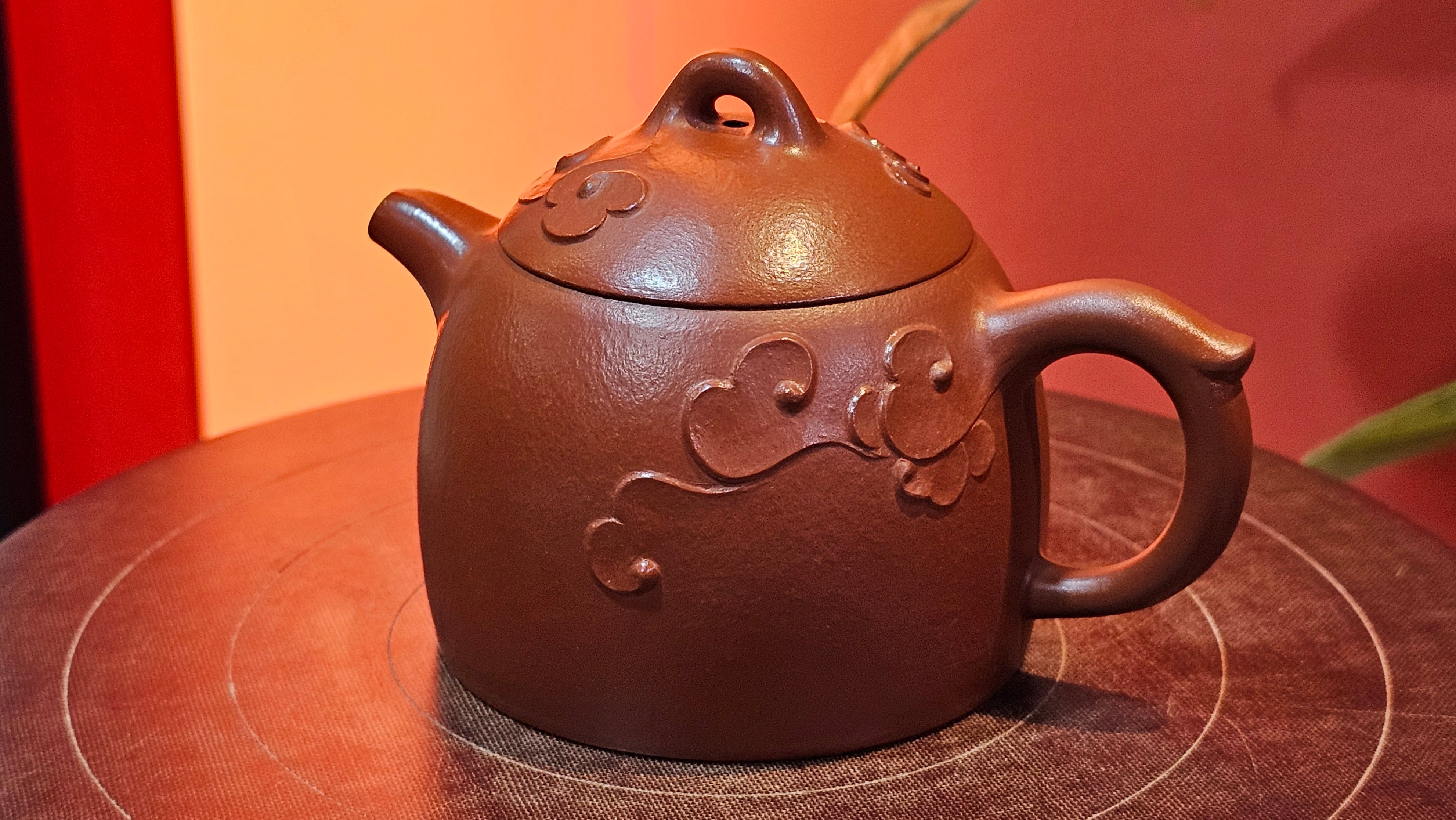 Mini! Qin Quan 秦权, with Oriental Clouds Embellishments 云朵贴花工艺, 115.3ml, Xiao Mei Yao Zhu Ni 小煤窑朱泥, by Craftsman Chen Yue Fei 陈跃飞 ~ Congratulations!to Ms A.R.! 0926hrs 19th Sept 2025, Ipswich! U.K.