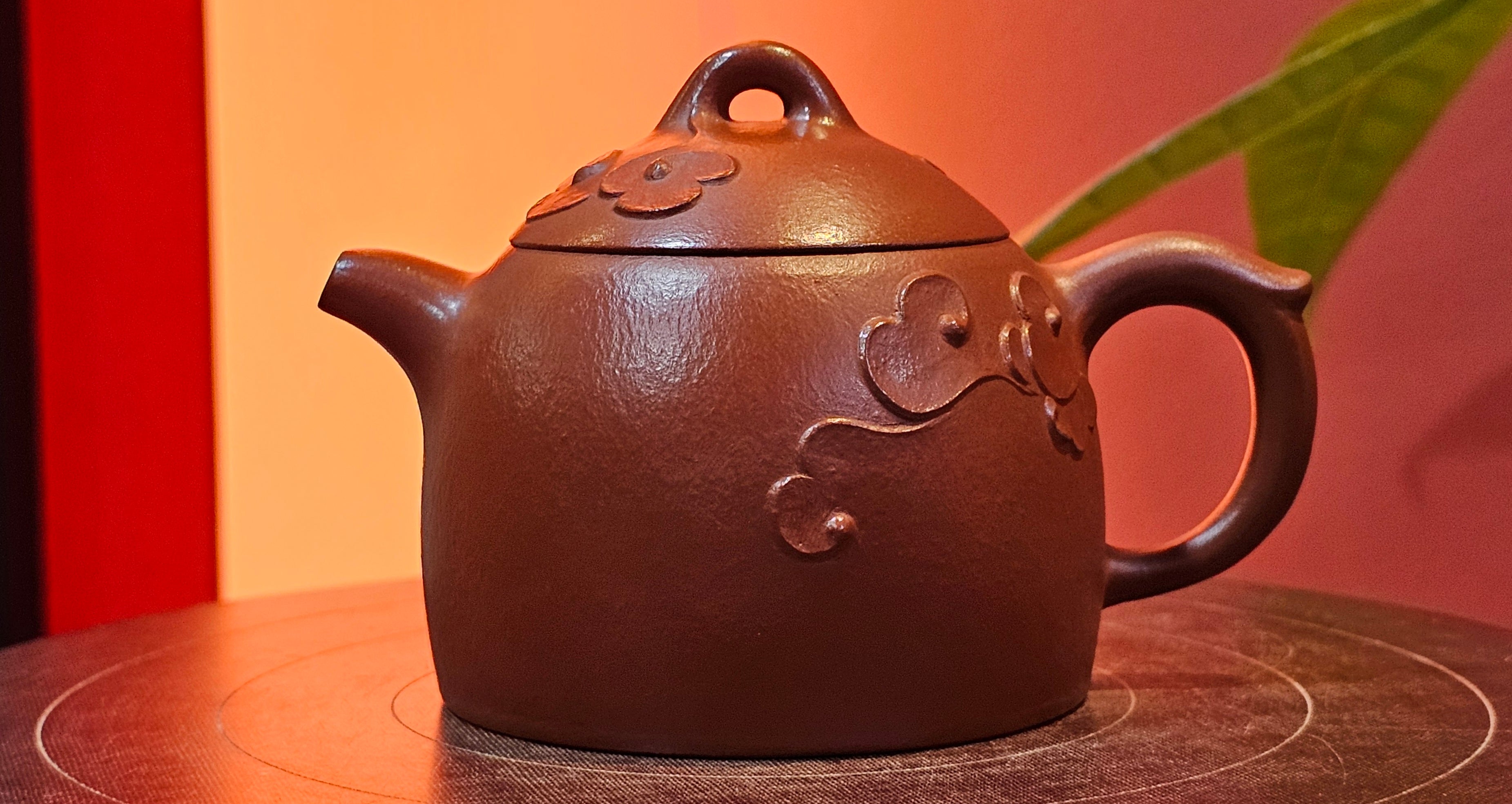 Mini! Qin Quan 秦权, with Oriental Clouds Embellishments 云朵贴花工艺, 115.3ml, Xiao Mei Yao Zhu Ni 小煤窑朱泥, by Craftsman Chen Yue Fei 陈跃飞 ~ Congratulations!to Ms A.R.! 0926hrs 19th Sept 2025, Ipswich! U.K.