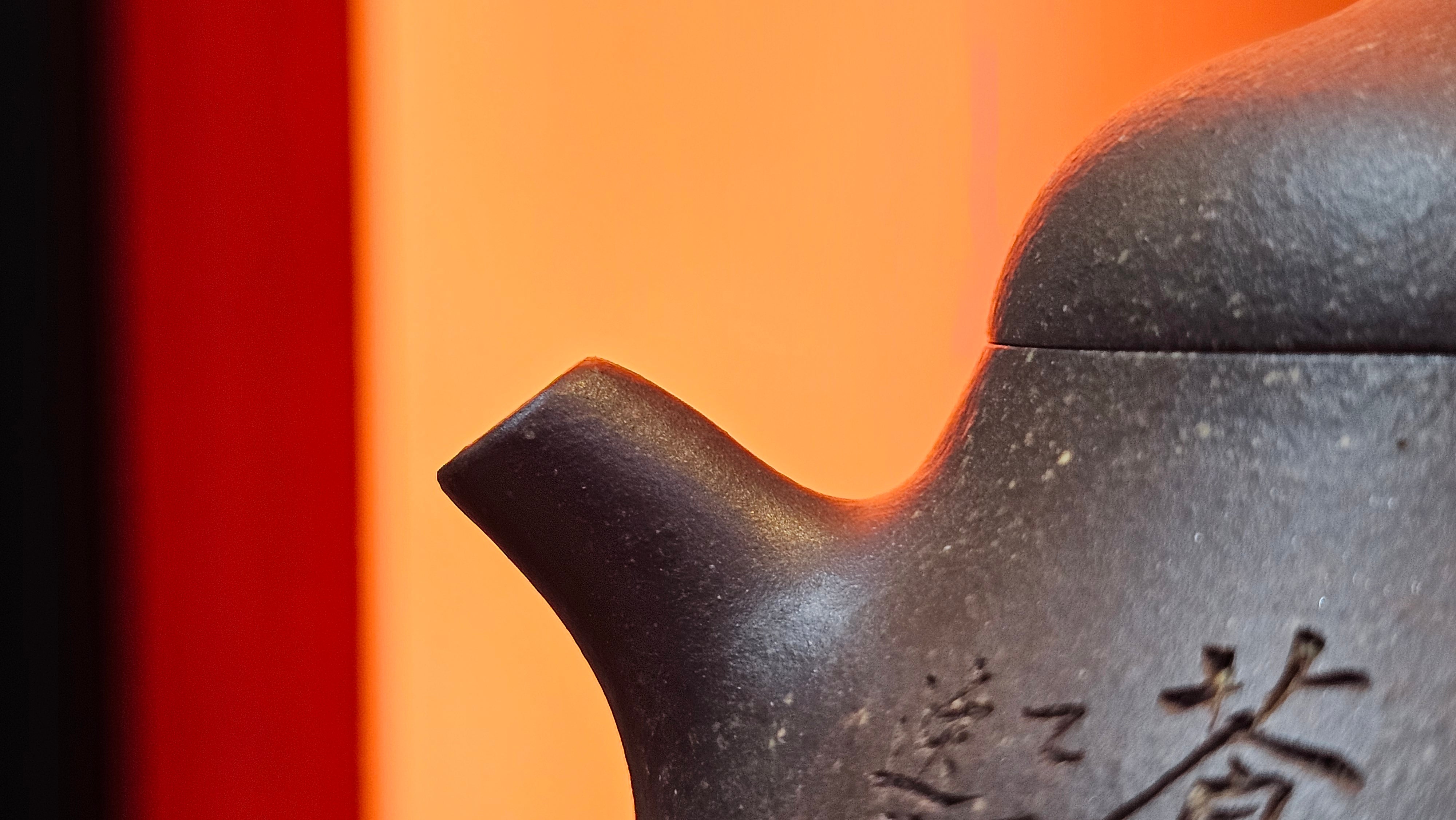 Qie Gua《茄瓜》~ "The Gourd", 153.8ml, Hei Zi Ni 黑紫泥, by our Craftsman Zhang Huan 张欢, Calligraphy and 兰花 Orchids Engraving by Craftsman Yi Cheng 逸成 ~!Congratulations to Mr J.S.! 1100hrs 17th Sept 2025, Chicago! IL!