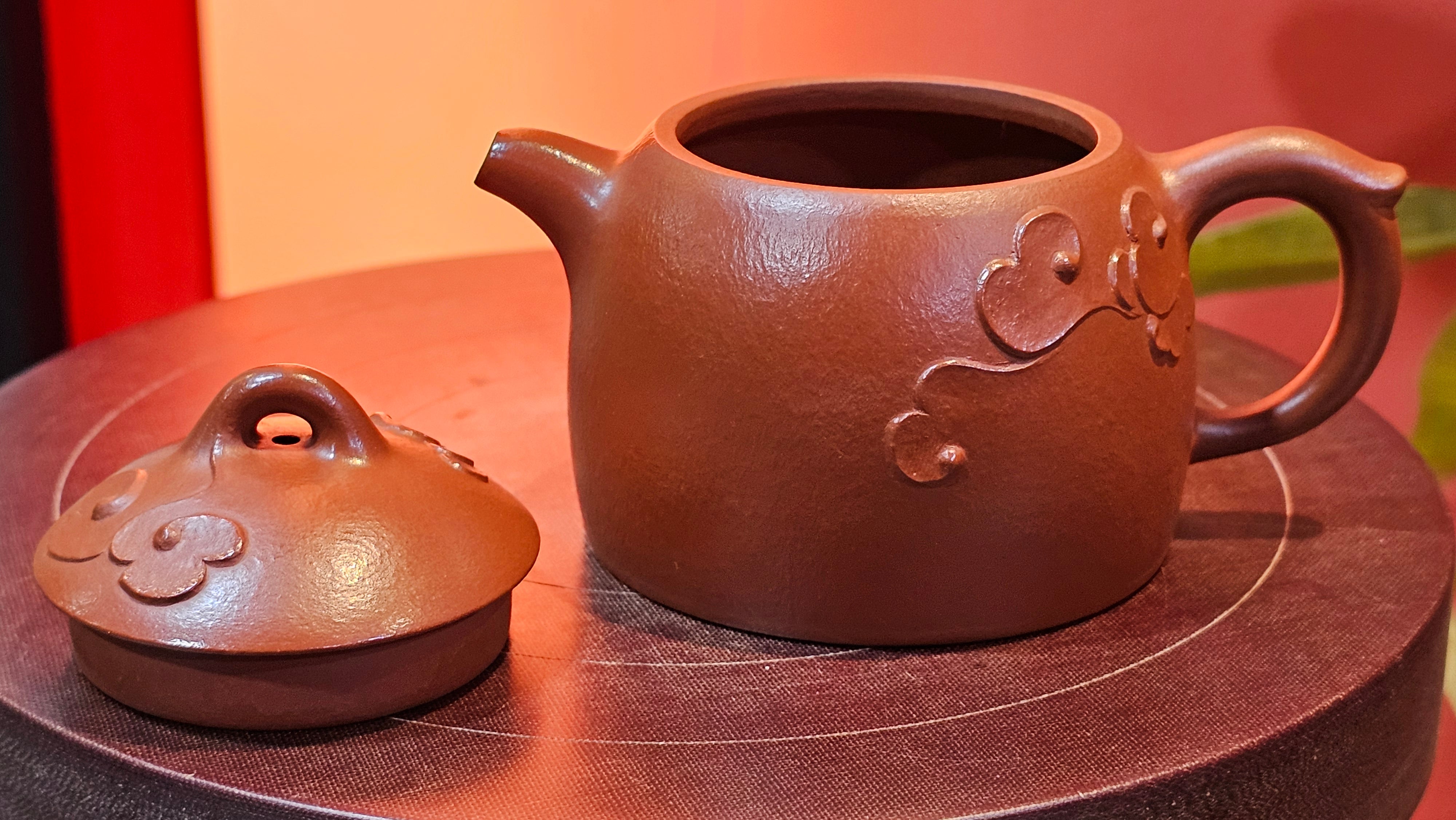 Mini! Qin Quan 秦权, with Oriental Clouds Embellishments 云朵贴花工艺, 115.3ml, Xiao Mei Yao Zhu Ni 小煤窑朱泥, by Craftsman Chen Yue Fei 陈跃飞 ~ Congratulations!to Ms A.R.! 0926hrs 19th Sept 2025, Ipswich! U.K.