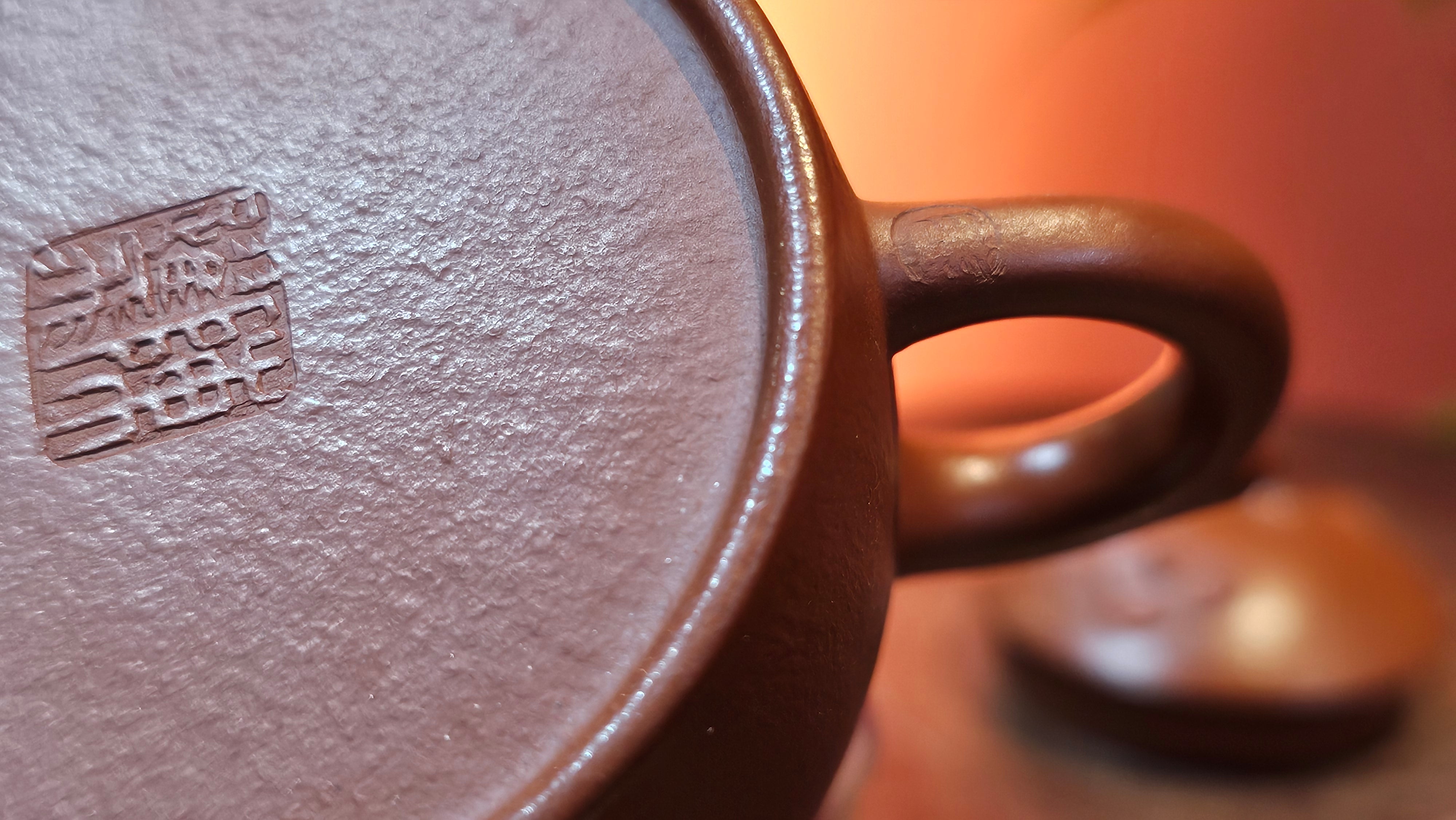 Mini! Qin Quan 秦权, with Oriental Clouds Embellishments 云朵贴花工艺, 115.3ml, Xiao Mei Yao Zhu Ni 小煤窑朱泥, by Craftsman Chen Yue Fei 陈跃飞 ~ Congratulations!to Ms A.R.! 0926hrs 19th Sept 2025, Ipswich! U.K.