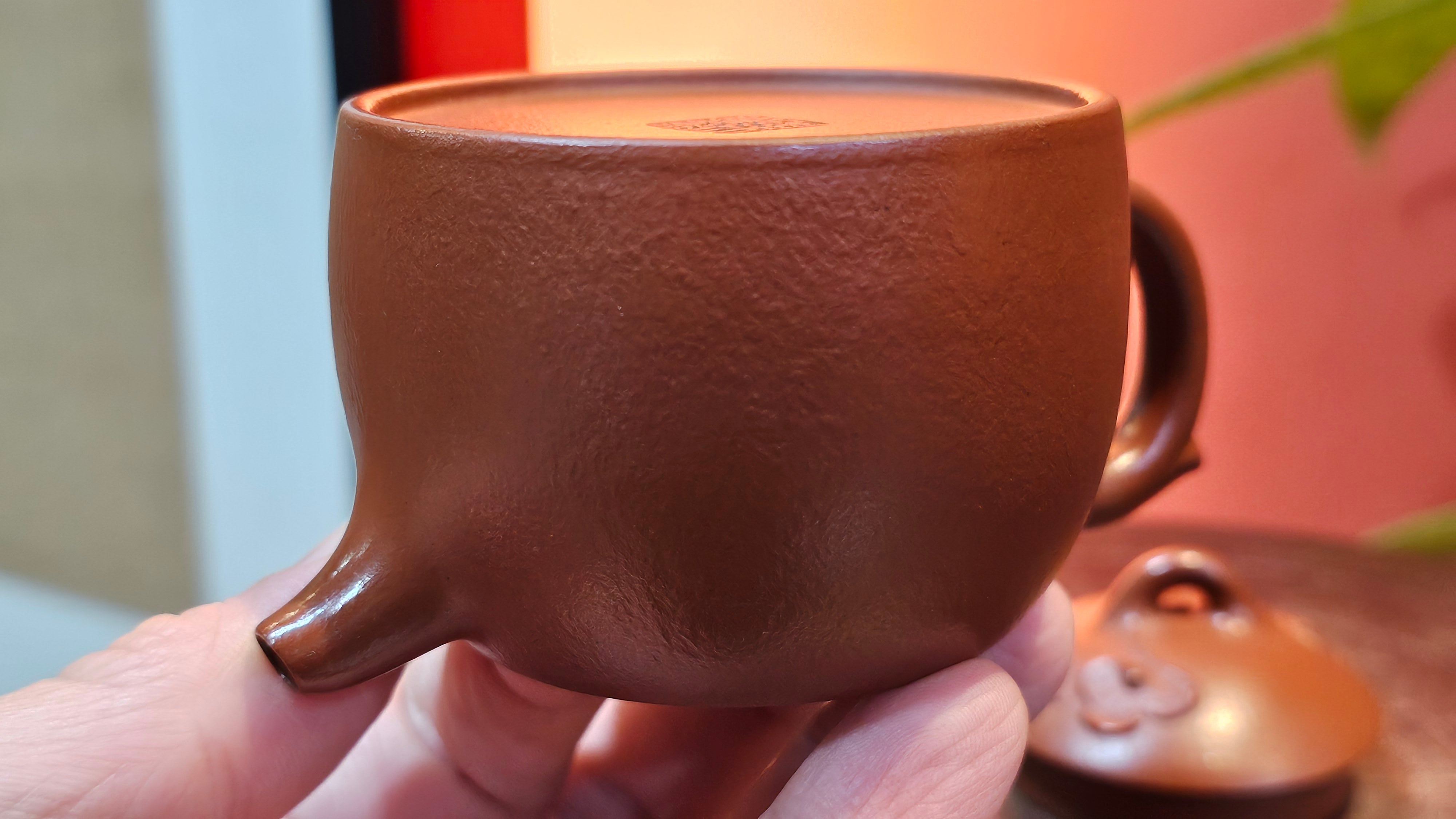 Mini! Qin Quan 秦权, with Oriental Clouds Embellishments 云朵贴花工艺, 115.3ml, Xiao Mei Yao Zhu Ni 小煤窑朱泥, by Craftsman Chen Yue Fei 陈跃飞 ~ Congratulations!to Ms A.R.! 0926hrs 19th Sept 2025, Ipswich! U.K.