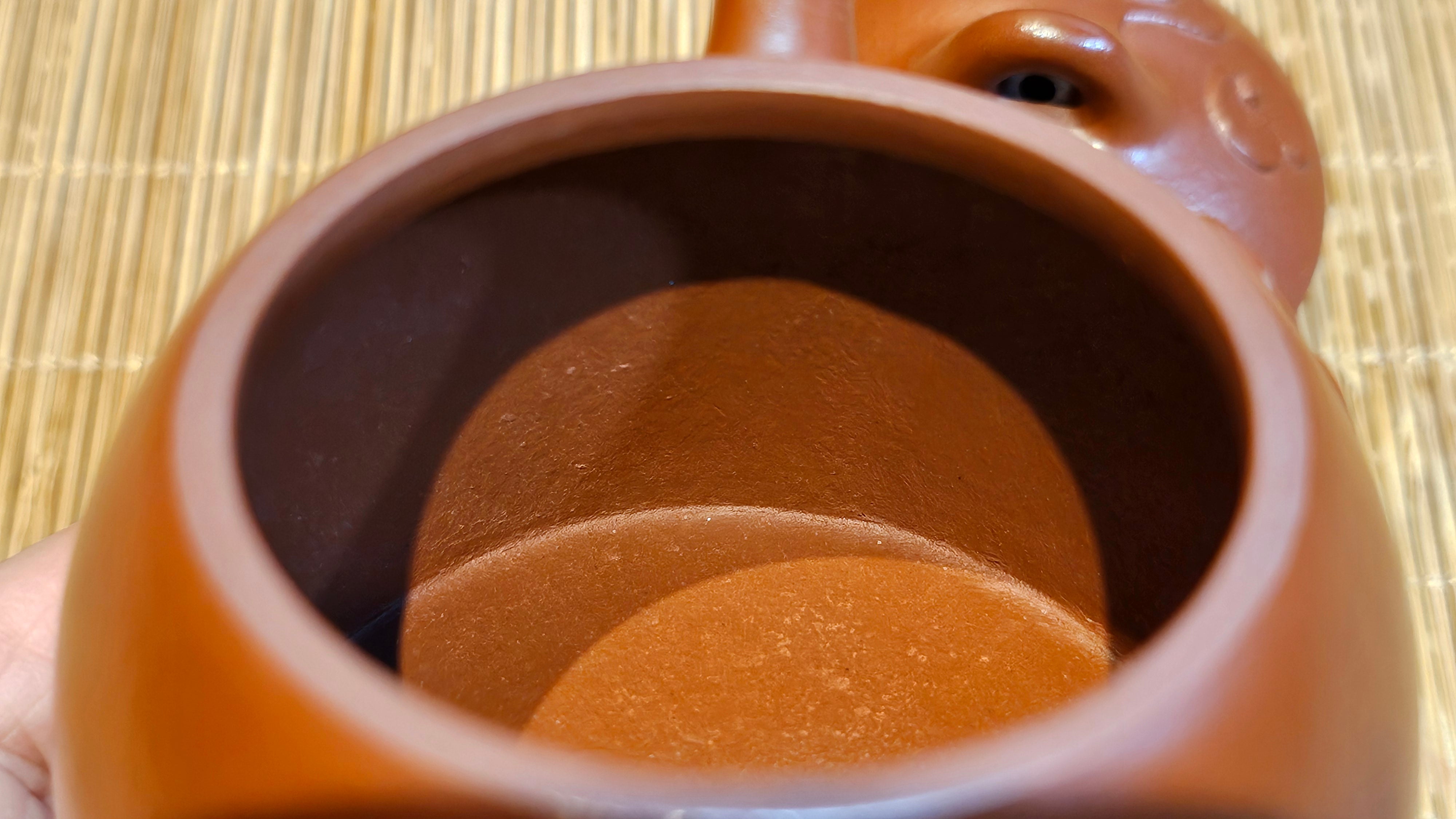 Mini! Qin Quan 秦权, with Oriental Clouds Embellishments 云朵贴花工艺, 115.3ml, Xiao Mei Yao Zhu Ni 小煤窑朱泥, by Craftsman Chen Yue Fei 陈跃飞 ~ Congratulations!to Ms A.R.! 0926hrs 19th Sept 2025, Ipswich! U.K.