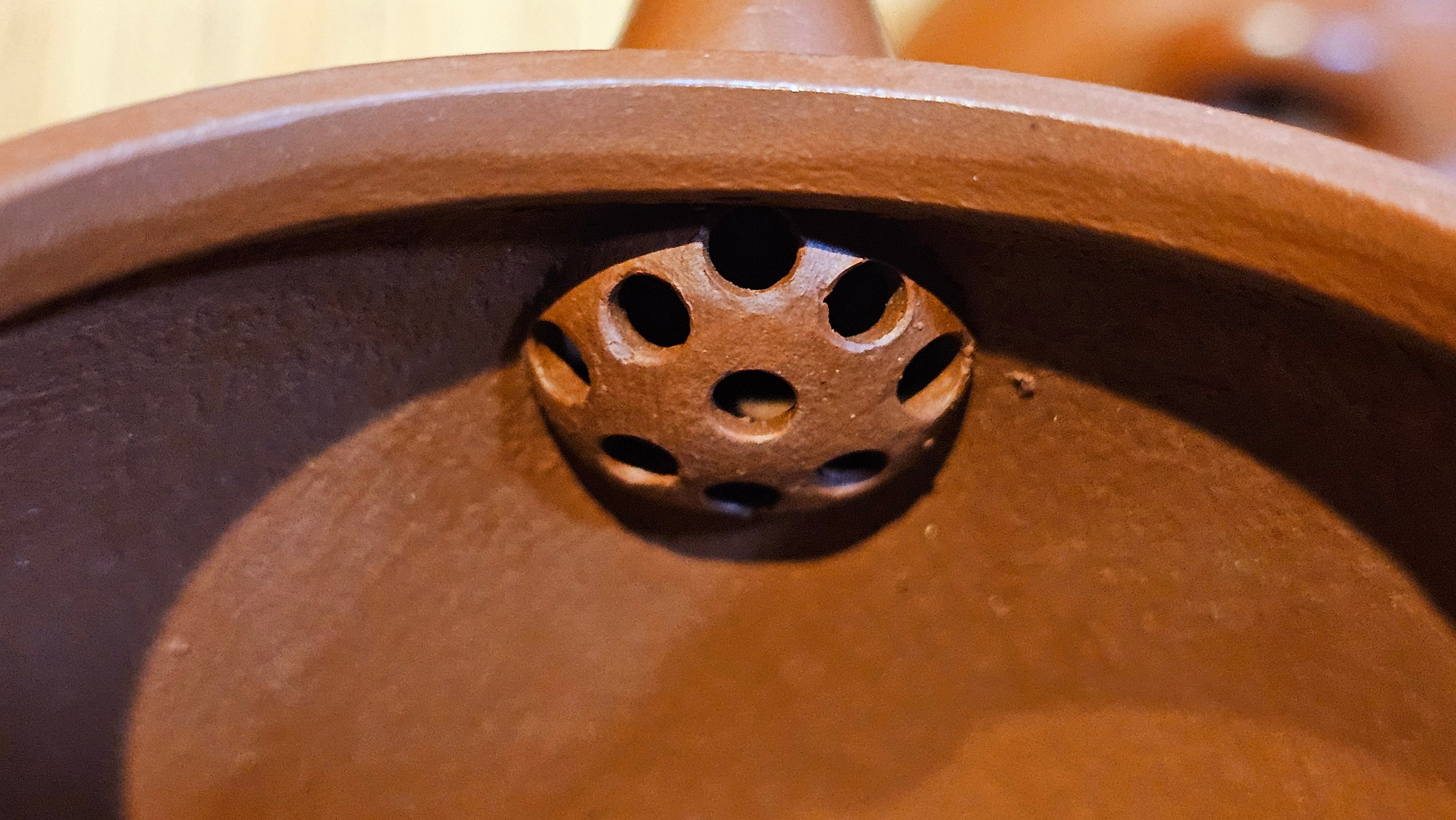 Mini! Qin Quan 秦权, with Oriental Clouds Embellishments 云朵贴花工艺, 115.3ml, Xiao Mei Yao Zhu Ni 小煤窑朱泥, by Craftsman Chen Yue Fei 陈跃飞 ~ Congratulations!to Ms A.R.! 0926hrs 19th Sept 2025, Ipswich! U.K.