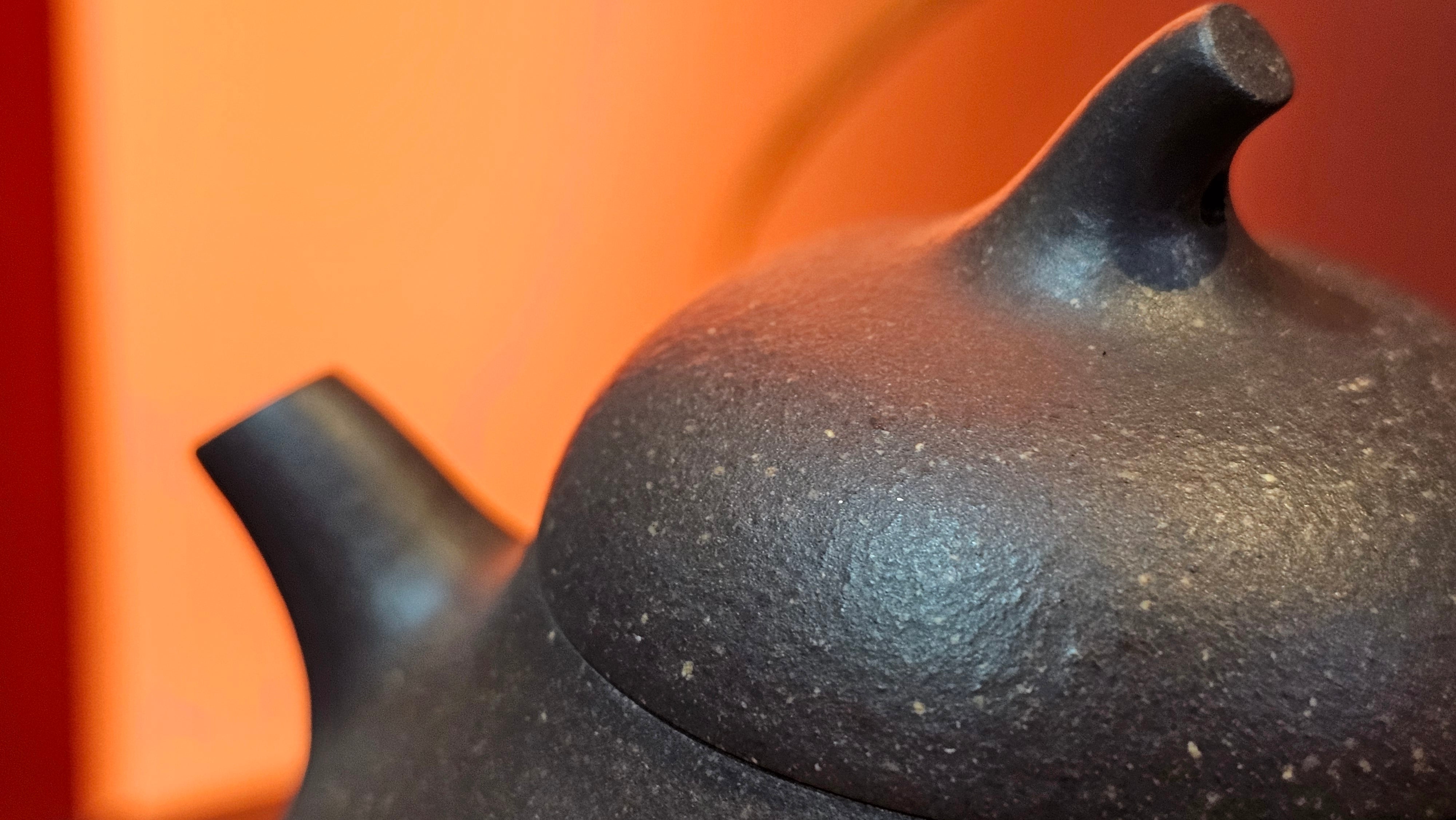 Qie Gua《茄瓜》~ "The Gourd", 152.8ml, Hei Zi Ni 黑紫泥, by our Craftsman Zhang Huan 张欢, Calligraphy and Lotus Engraving by Craftsman Yi Cheng 逸成 ~ Congratulations!to Dr L.L.! 1327hrs 19th Sept 2025! Ventura, CA!