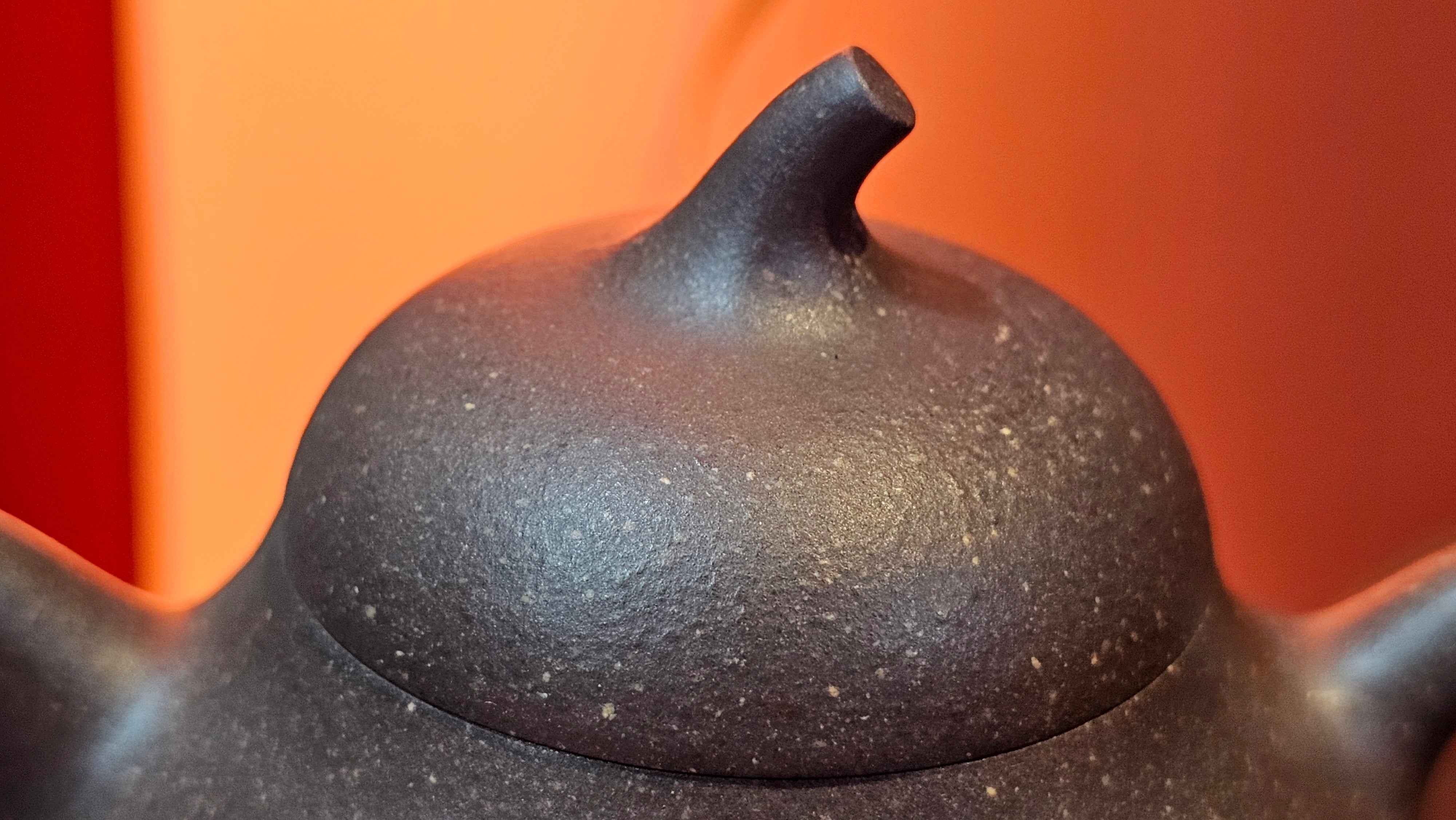 Qie Gua《茄瓜》~ "The Gourd", 152.8ml, Hei Zi Ni 黑紫泥, by our Craftsman Zhang Huan 张欢, Calligraphy and Lotus Engraving by Craftsman Yi Cheng 逸成 ~ Congratulations!to Dr L.L.! 1327hrs 19th Sept 2025! Ventura, CA!