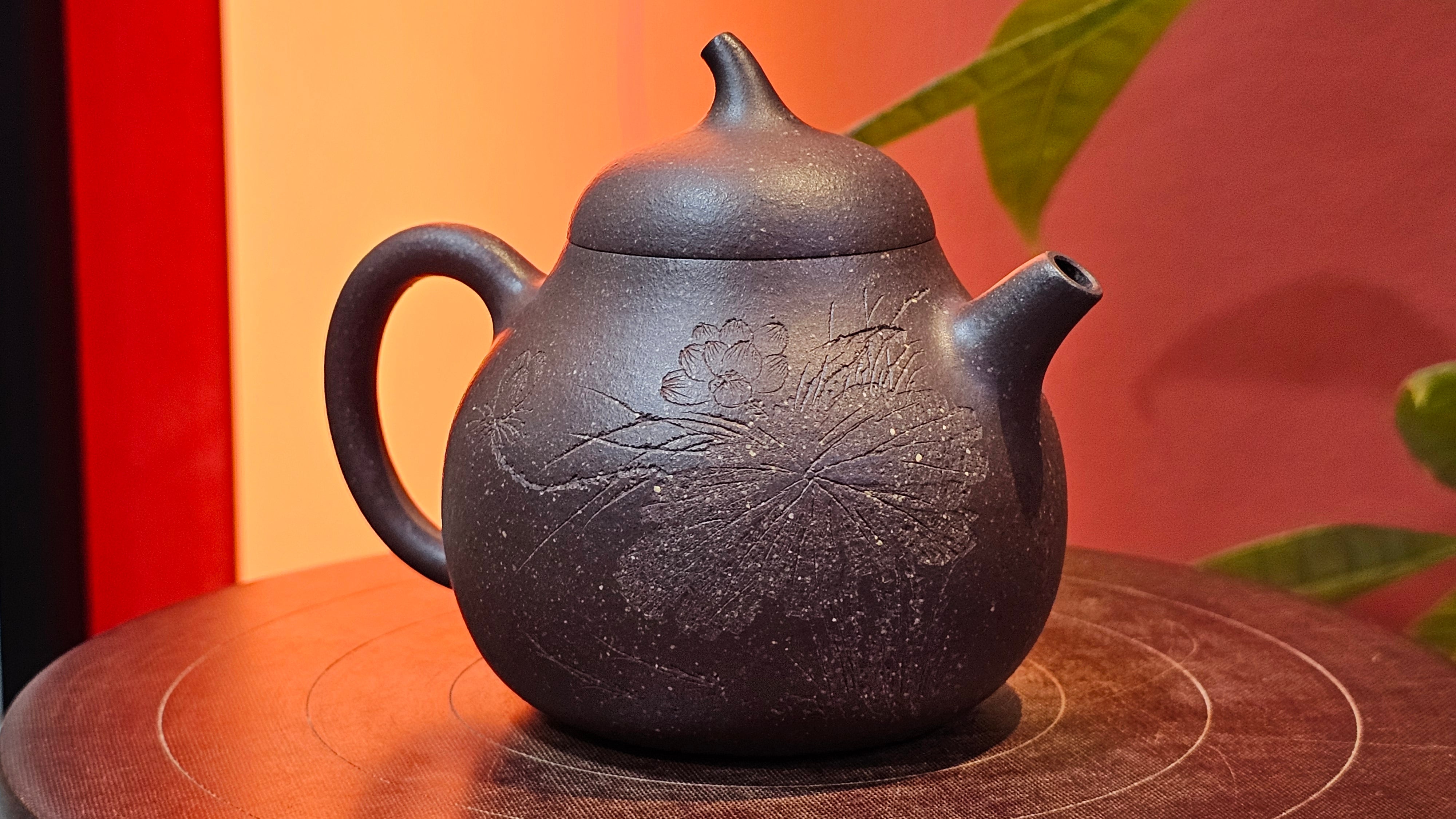 Qie Gua《茄瓜》~ "The Gourd", 152.8ml, Hei Zi Ni 黑紫泥, by our Craftsman Zhang Huan 张欢, Calligraphy and Lotus Engraving by Craftsman Yi Cheng 逸成 ~ Congratulations!to Dr L.L.! 1327hrs 19th Sept 2025! Ventura, CA!