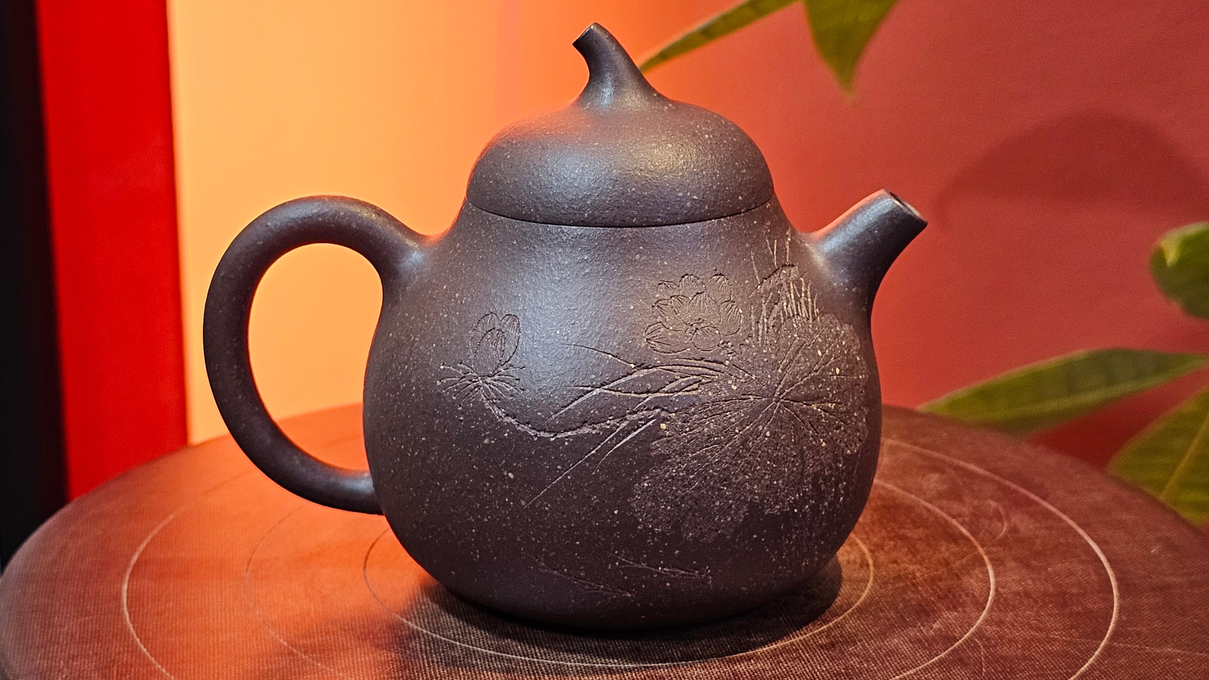 Qie Gua《茄瓜》~ "The Gourd", 152.8ml, Hei Zi Ni 黑紫泥, by our Craftsman Zhang Huan 张欢, Calligraphy and Lotus Engraving by Craftsman Yi Cheng 逸成 ~ Congratulations!to Dr L.L.! 1327hrs 19th Sept 2025! Ventura, CA!