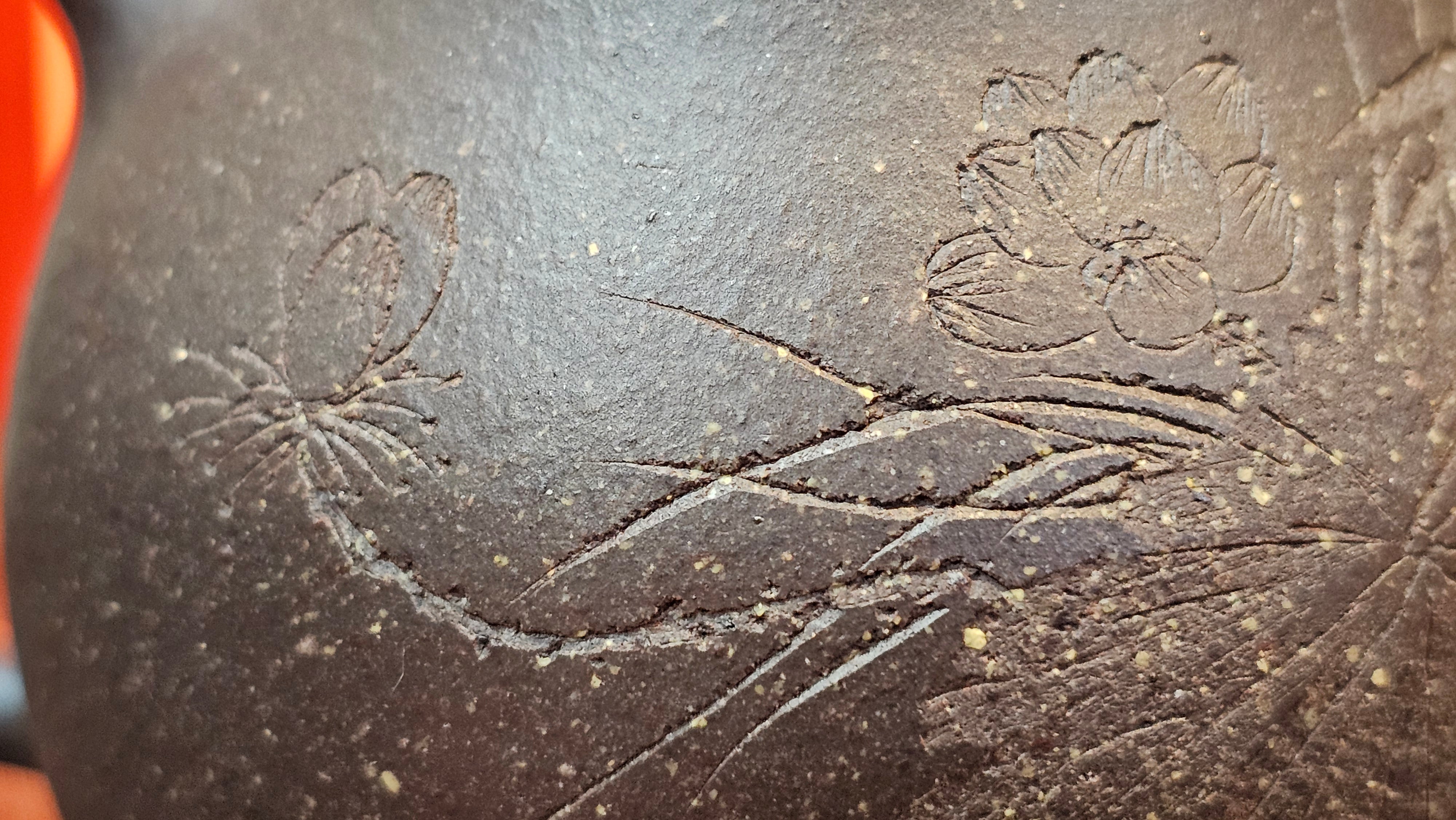 Qie Gua《茄瓜》~ "The Gourd", 152.8ml, Hei Zi Ni 黑紫泥, by our Craftsman Zhang Huan 张欢, Calligraphy and Lotus Engraving by Craftsman Yi Cheng 逸成 ~ Congratulations!to Dr L.L.! 1327hrs 19th Sept 2025! Ventura, CA!