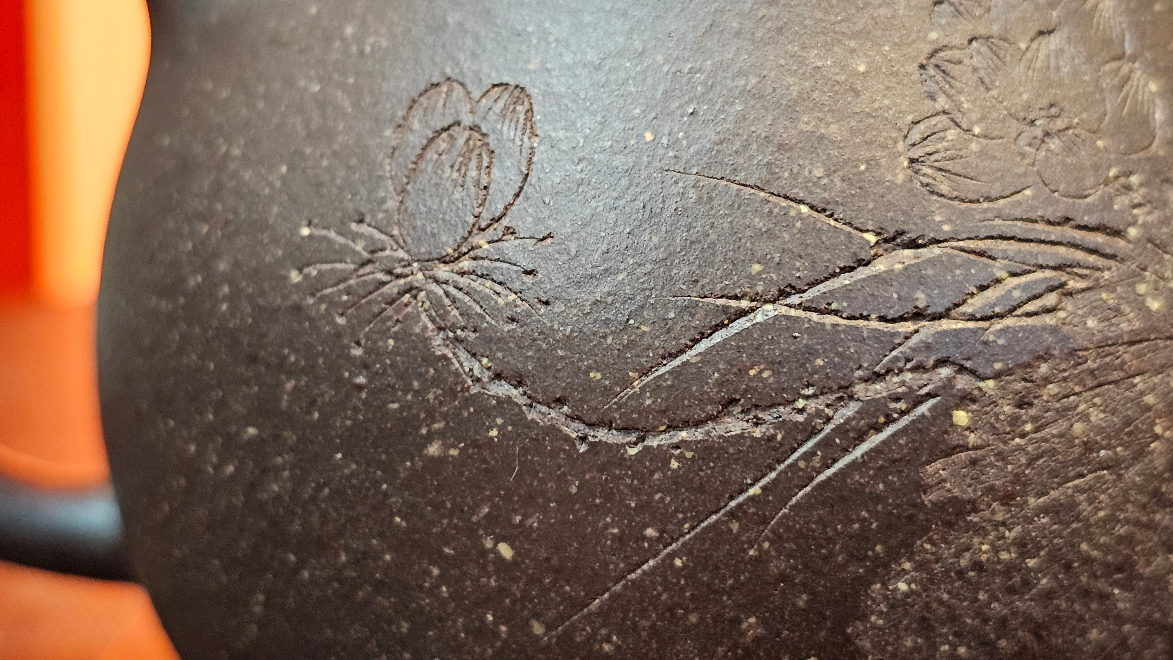 Qie Gua《茄瓜》~ "The Gourd", 152.8ml, Hei Zi Ni 黑紫泥, by our Craftsman Zhang Huan 张欢, Calligraphy and Lotus Engraving by Craftsman Yi Cheng 逸成 ~ Congratulations!to Dr L.L.! 1327hrs 19th Sept 2025! Ventura, CA!