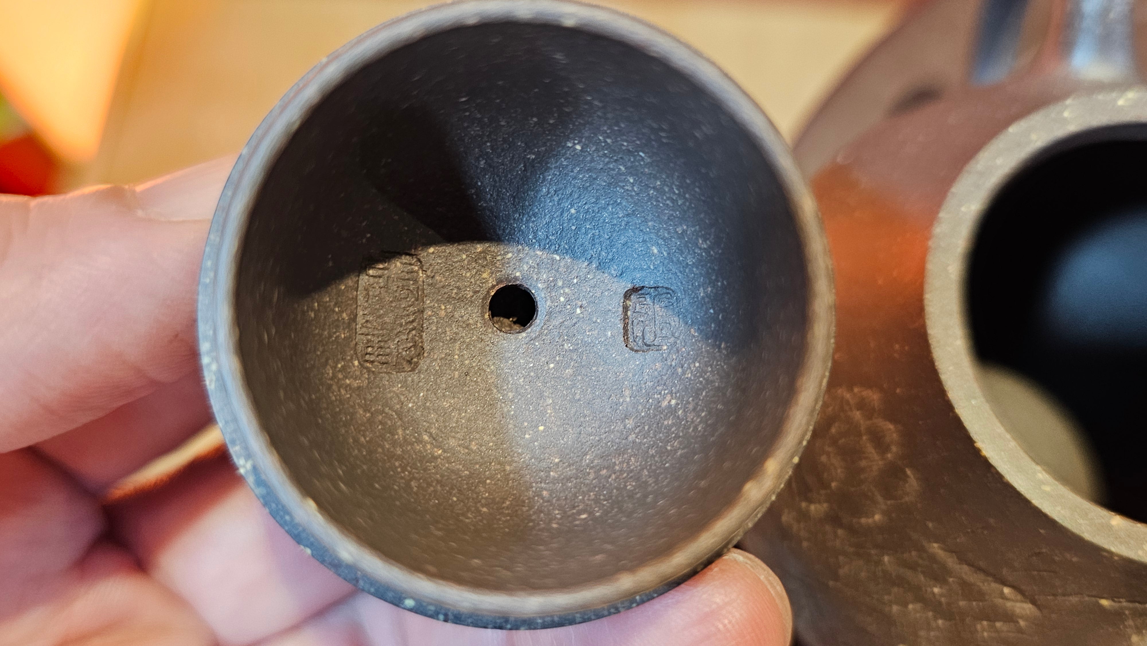 Qie Gua《茄瓜》~ "The Gourd", 152.8ml, Hei Zi Ni 黑紫泥, by our Craftsman Zhang Huan 张欢, Calligraphy and Lotus Engraving by Craftsman Yi Cheng 逸成 ~ Congratulations!to Dr L.L.! 1327hrs 19th Sept 2025! Ventura, CA!