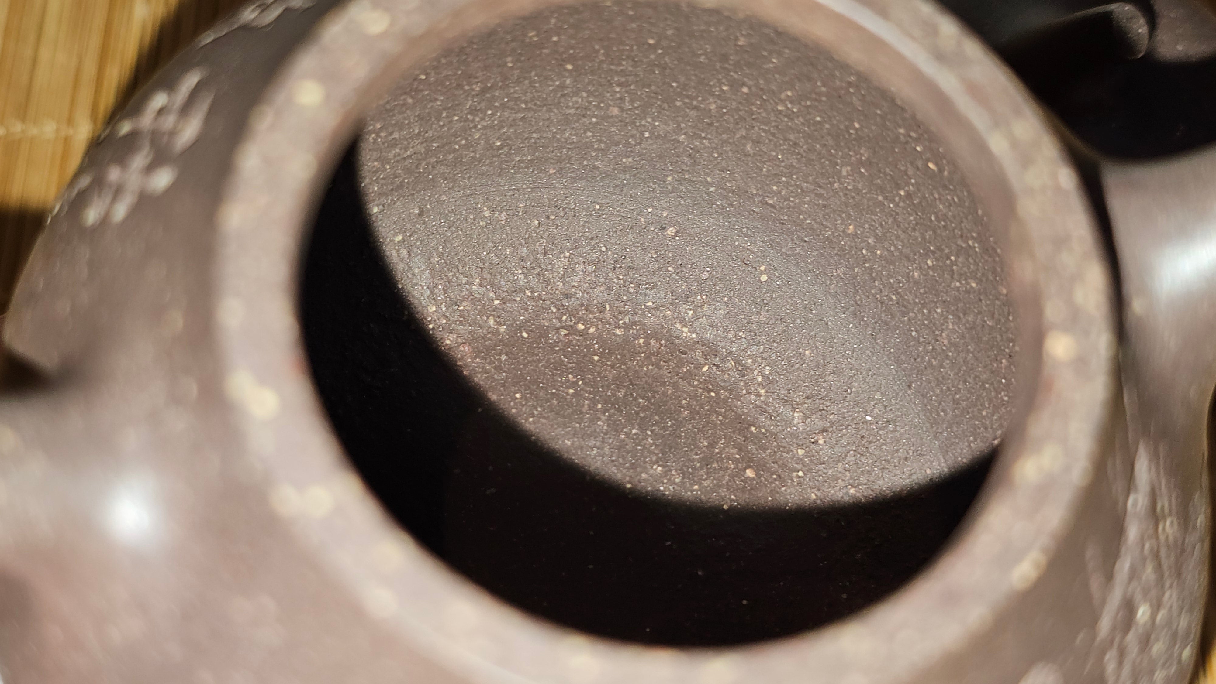 Qie Gua《茄瓜》~ "The Gourd", 152.8ml, Hei Zi Ni 黑紫泥, by our Craftsman Zhang Huan 张欢, Calligraphy and Lotus Engraving by Craftsman Yi Cheng 逸成 ~ Congratulations!to Dr L.L.! 1327hrs 19th Sept 2025! Ventura, CA!