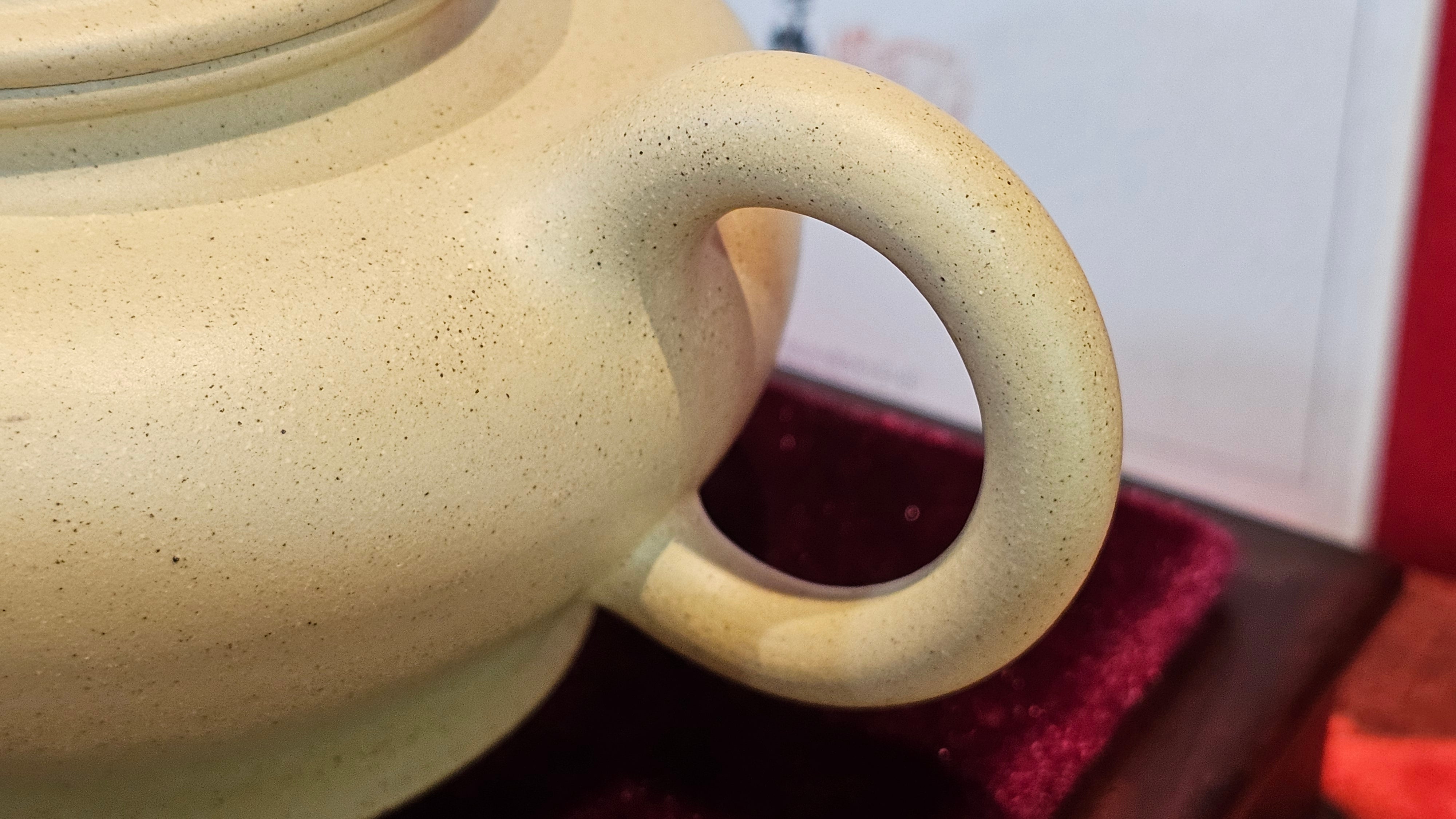 《高耀日》"Gao Yao Ri", Largish ~ 295.3ml, Ben Shan Duan Ni 本山段泥 ~ Crafted by L3A Consummate Master Artist Li Yan Ru 李艳如 ~ Congratulations!to Mr J.G.! 0851hrs 21st Sept 2025, New Orleans! LA!