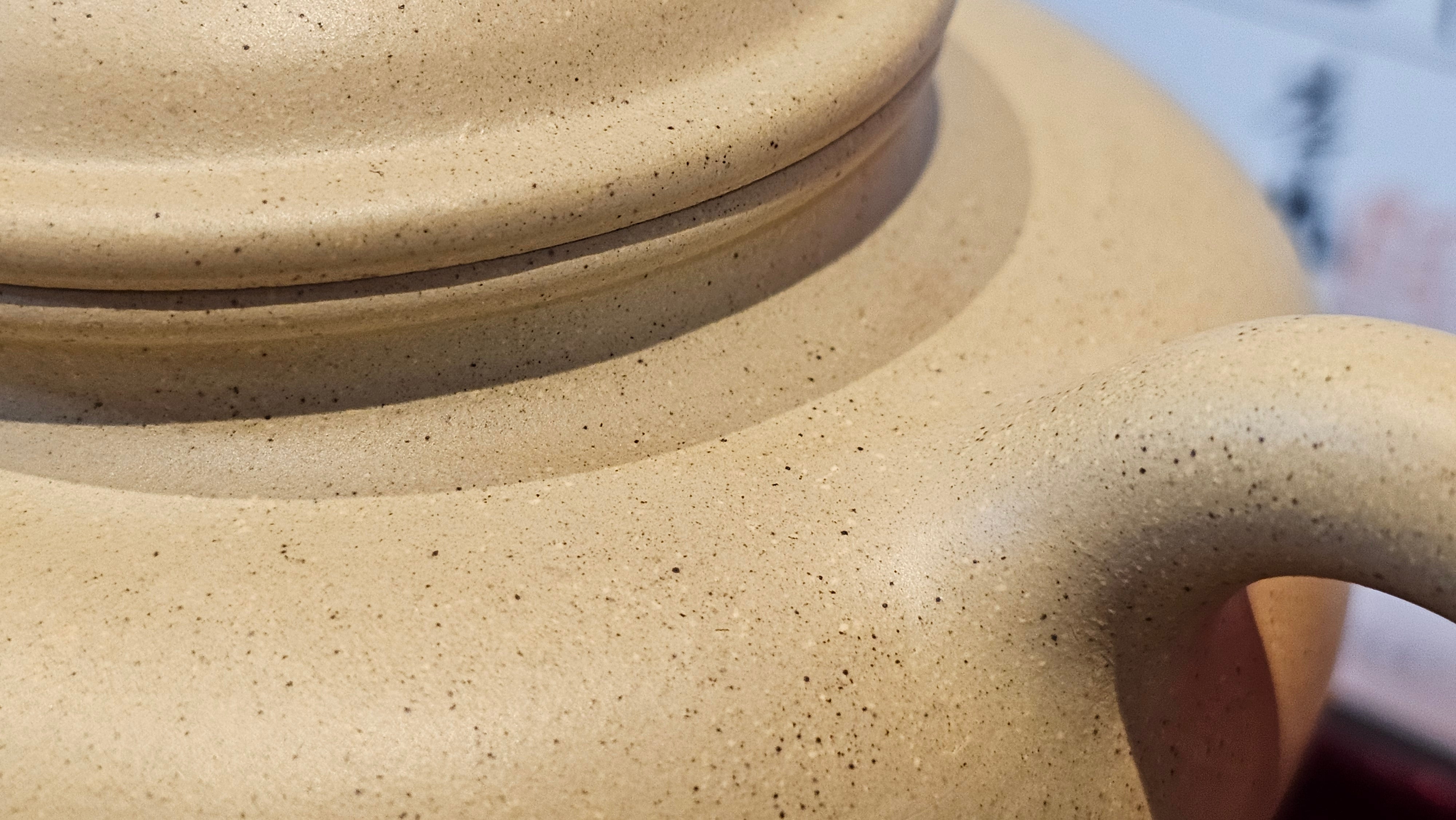 《高耀日》"Gao Yao Ri", Largish ~ 295.3ml, Ben Shan Duan Ni 本山段泥 ~ Crafted by L3A Consummate Master Artist Li Yan Ru 李艳如 ~ Congratulations!to Mr J.G.! 0851hrs 21st Sept 2025, New Orleans! LA!